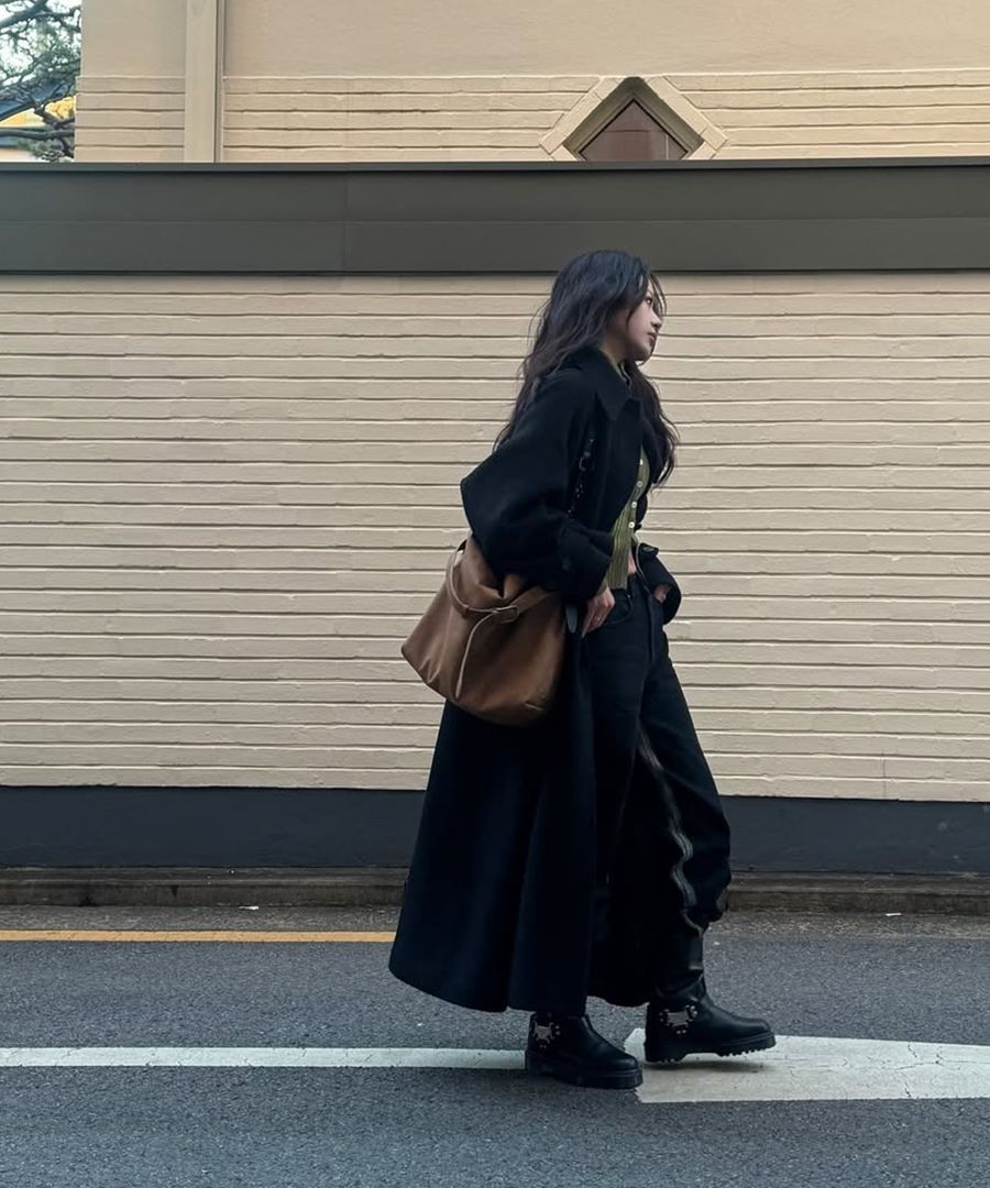無料配送 ◆ SUNBURNPROJECT ◆ Rivet Belted Big Bag MUSINSA | SUNBURN PROJECT Rivet Belted Big Bag (BROWN)