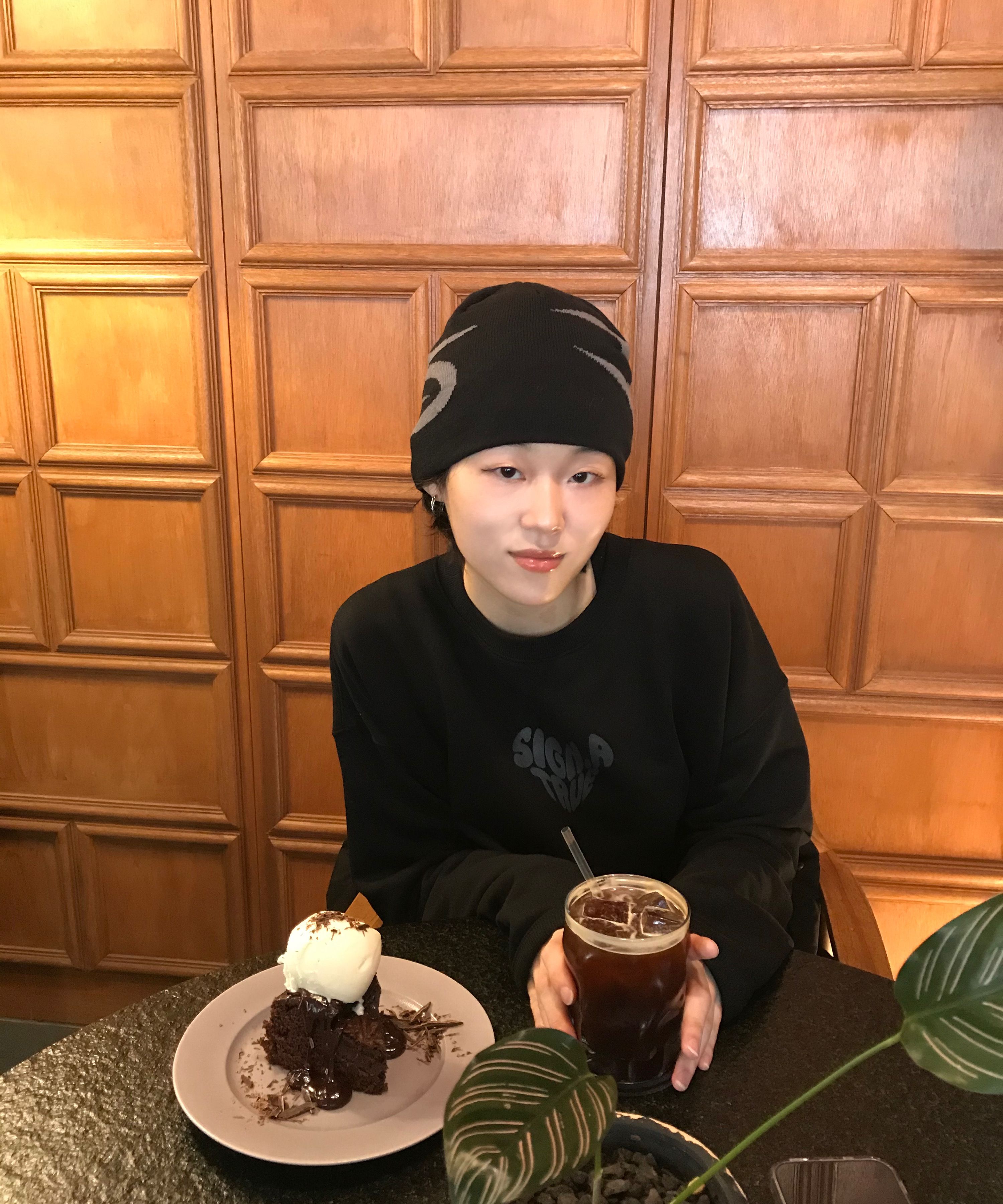 MUSINSA公式 | XTONZ XF005 Neo Logo Beanie (BLACK)