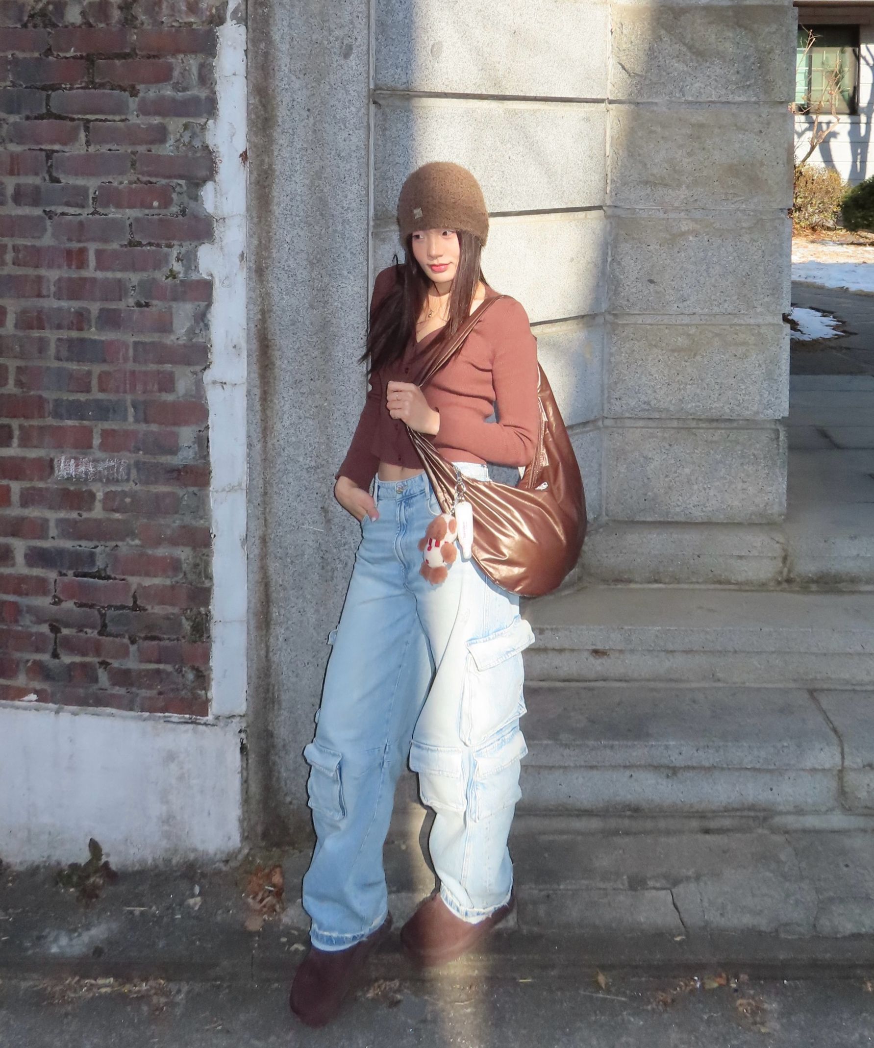 MUSINSA | NICK&NICOLE NICOLE GLOSSY SHOULDER KNOT BAG_BROWN