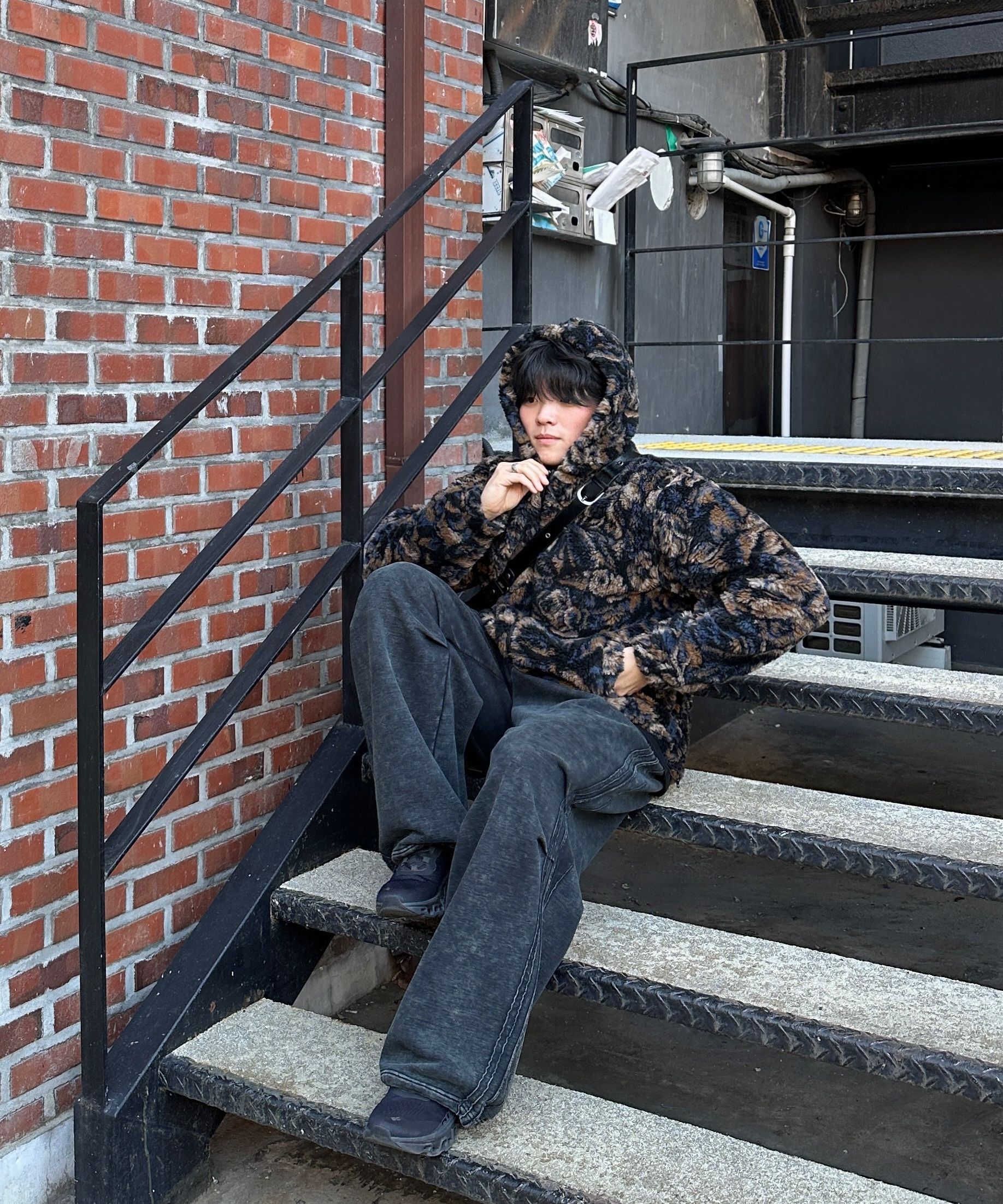 MUSINSA公式 | thisisneverthat Floral Faux Fur Jacket Multi