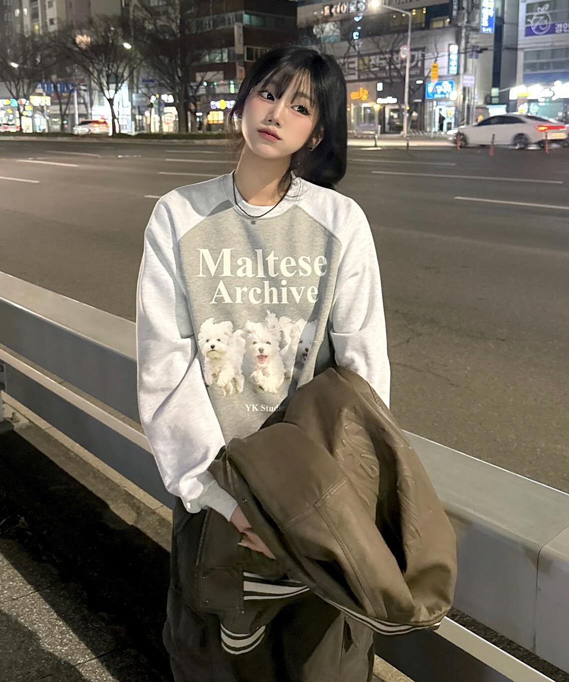 MUSINSA | WAI KEI Maltese Archive Raglan Man to Man Black