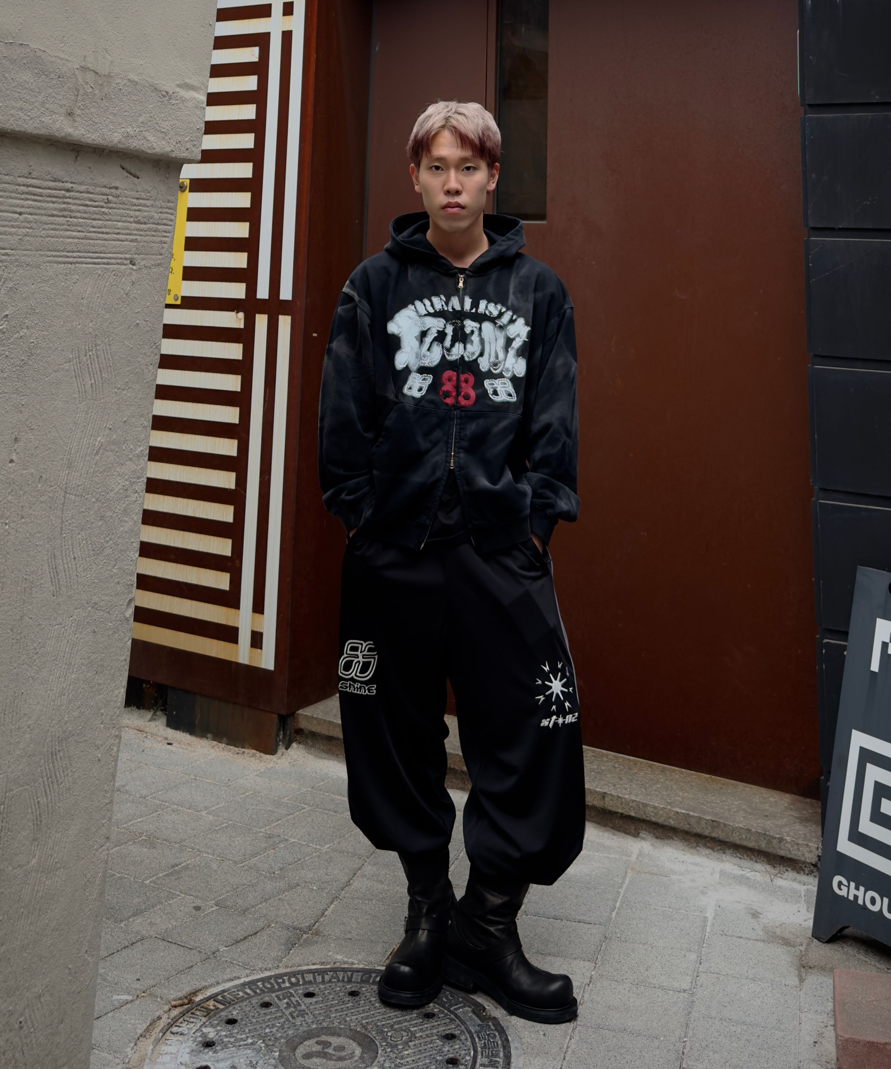 MUSINSA | XTONZ XP260 SHINE PIPING WIDE TRACK PANTS (BLACK)