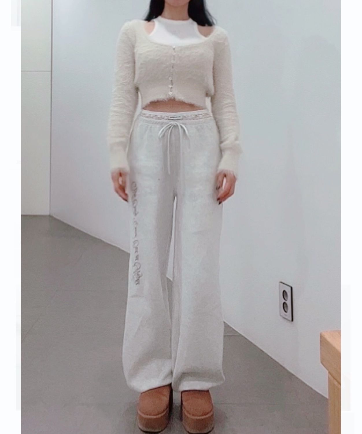 ◆BADBLOOD◆ Pure Lace Trim Jogger Ash Grey w-pts23-056 Badblood Pure Lace Trim Jogger Ash Gray – BBGSHOPHK