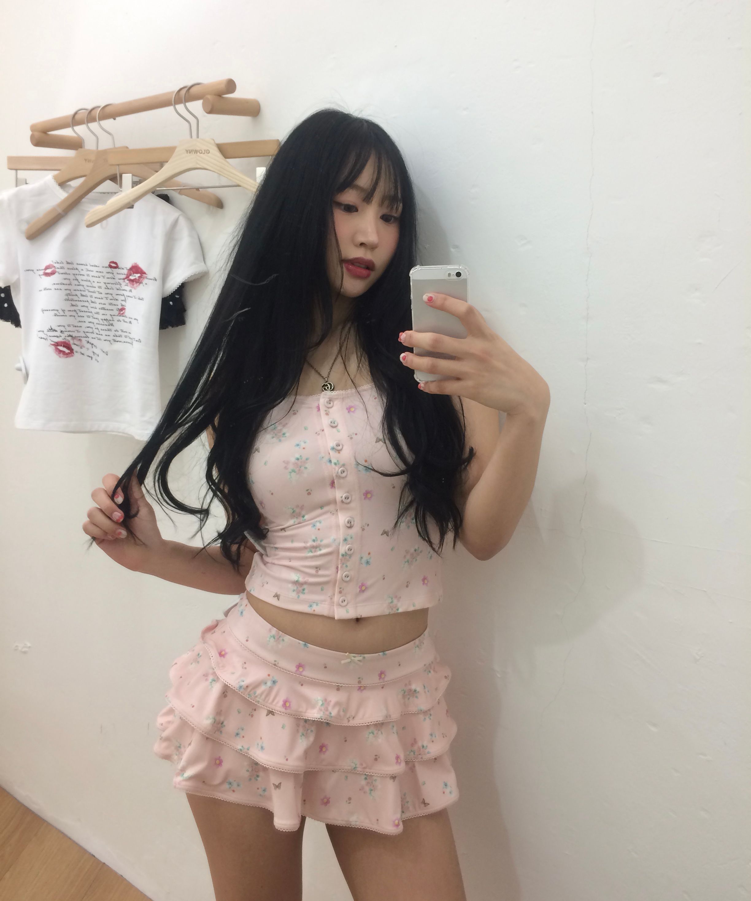 MUSINSA公式 | GLOWNY PICOT FRILL MINI SKIRT (PINK BOUQUET)