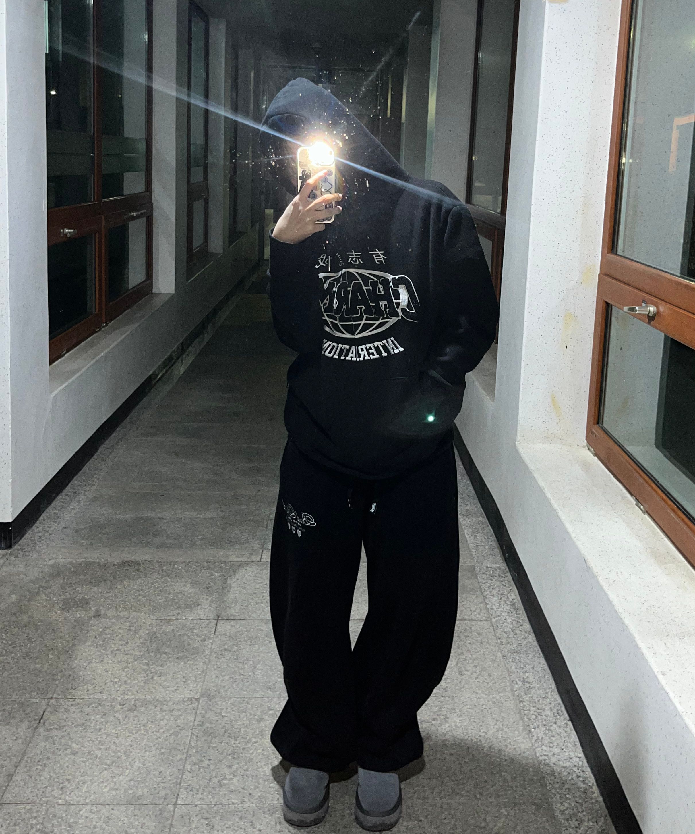MUSINSA | BADBLOOD Classic Logo 2 Way Curved Jogger Trousers
