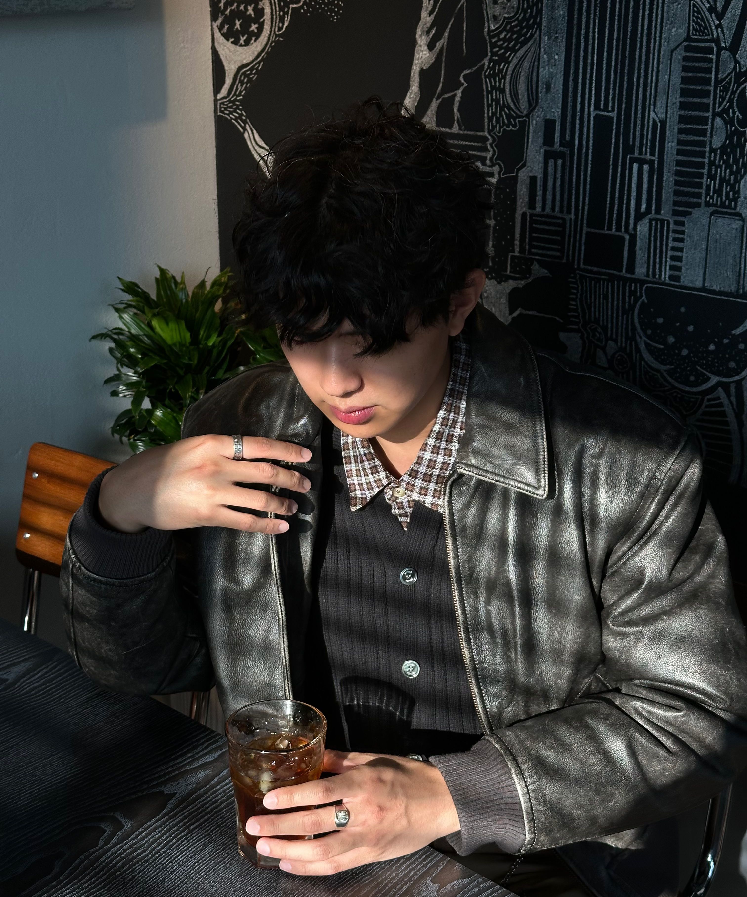 未使用 牛皮LMOODスモーカーカウハイドレザージャケット MUSINSA公式 | LMOOD デイビッドソンカウハイドレザージャケットブラック