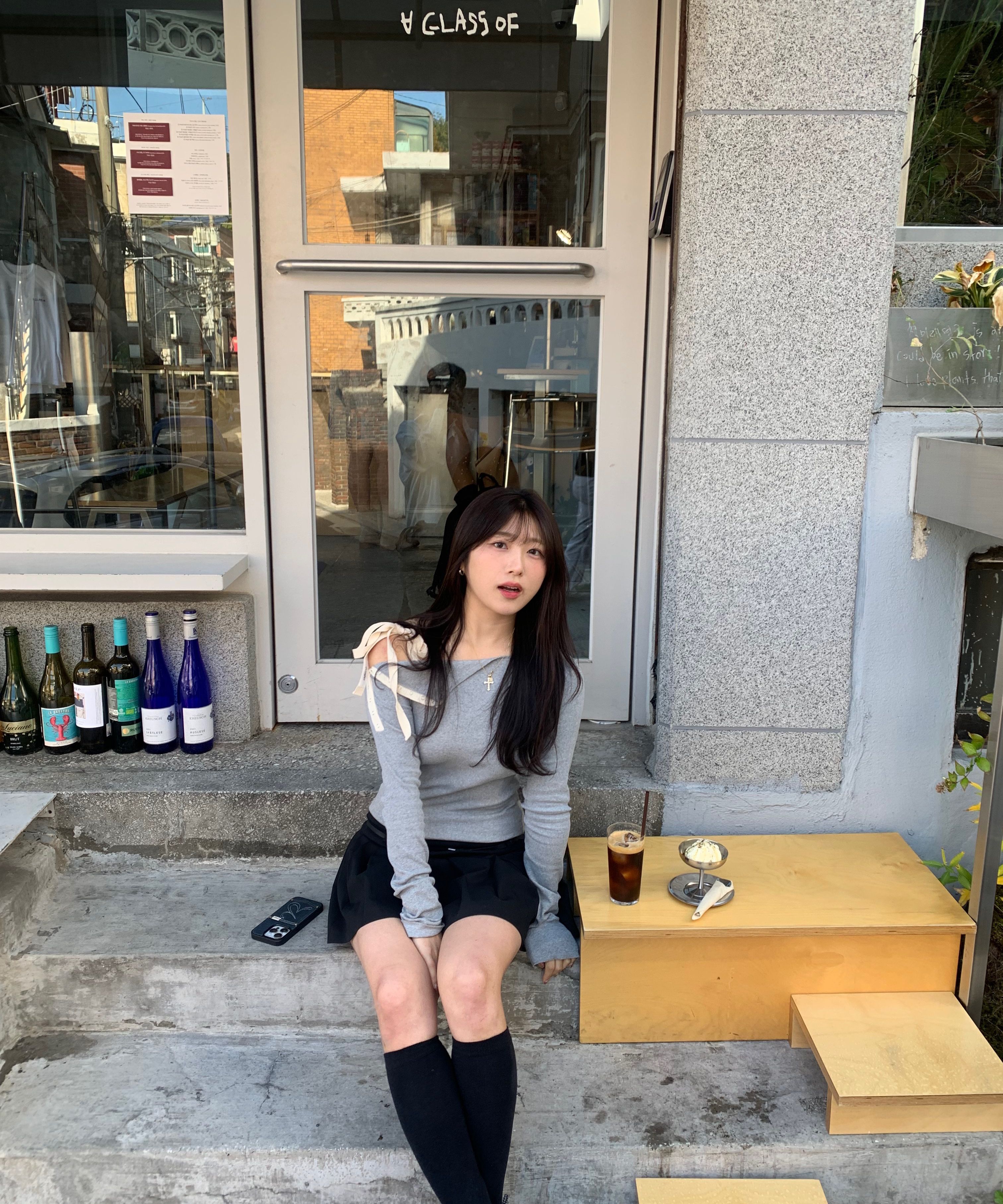 トップス GLOWNY LOUISA LONG SLEEVE BLACK GLOWNY LOUISA LONG SLEEVE BLACK
