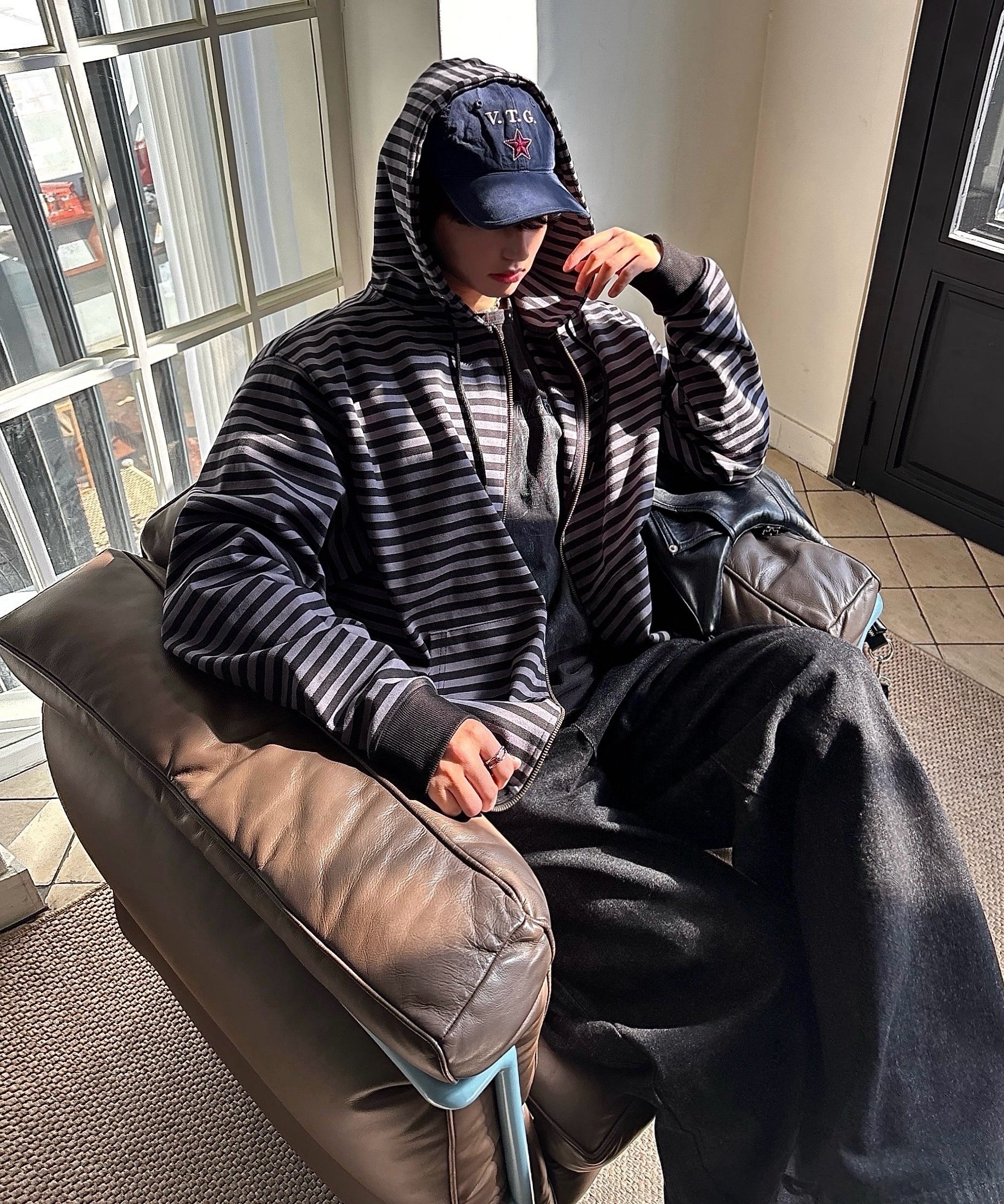 【THE COLDEST MOMENT】TCM stripe hooded zip-up★男女共用★ THE COLDEST MOMENT☆TCM stripe hooded zip-up