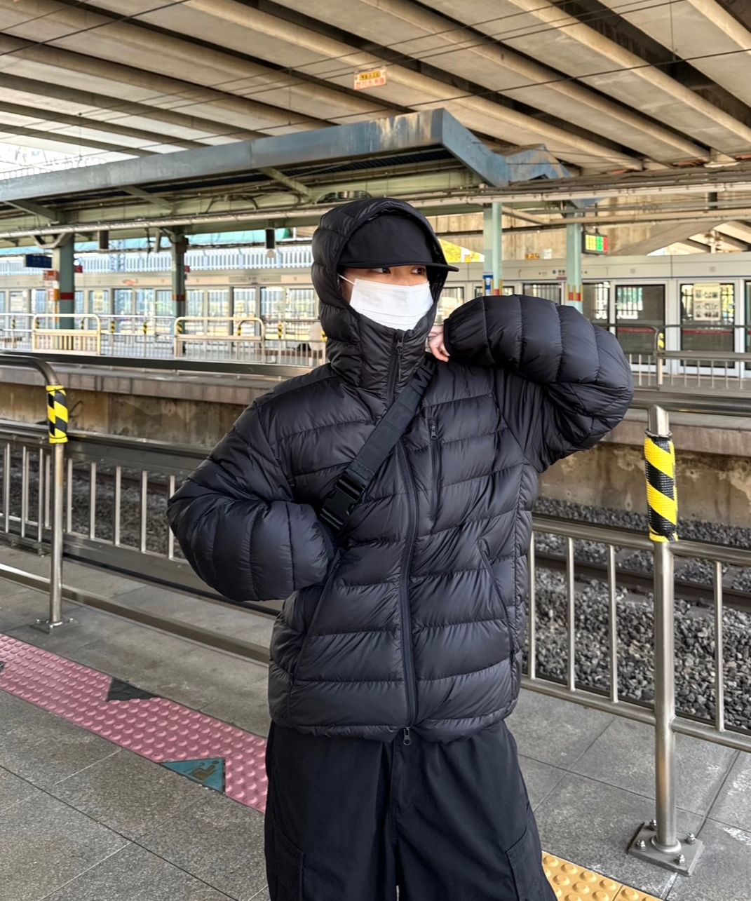 HOODED LIGHT DOWN ブラック M MUSINSA | MUSINSA STANDARD City Leisure Hooded Light Down