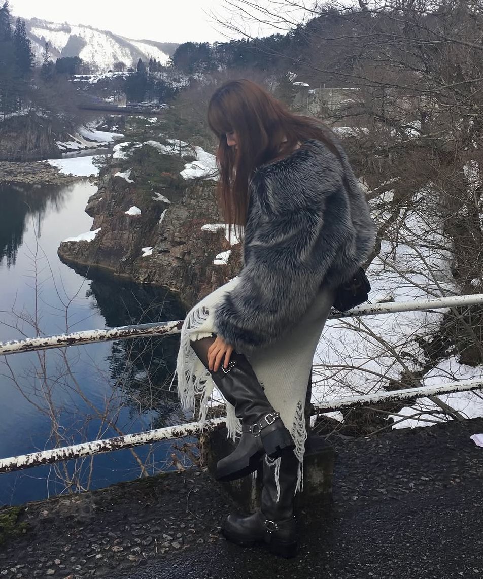 MUSINSA | SALT AND CHOCOLATE Round Toe Rider Buckle Boots