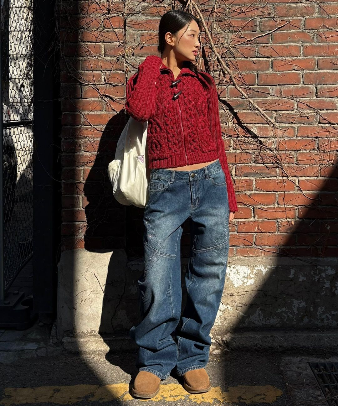 MUSINSA | SCULPTOR Rhinestone Lowrise Denim Tinted Wash