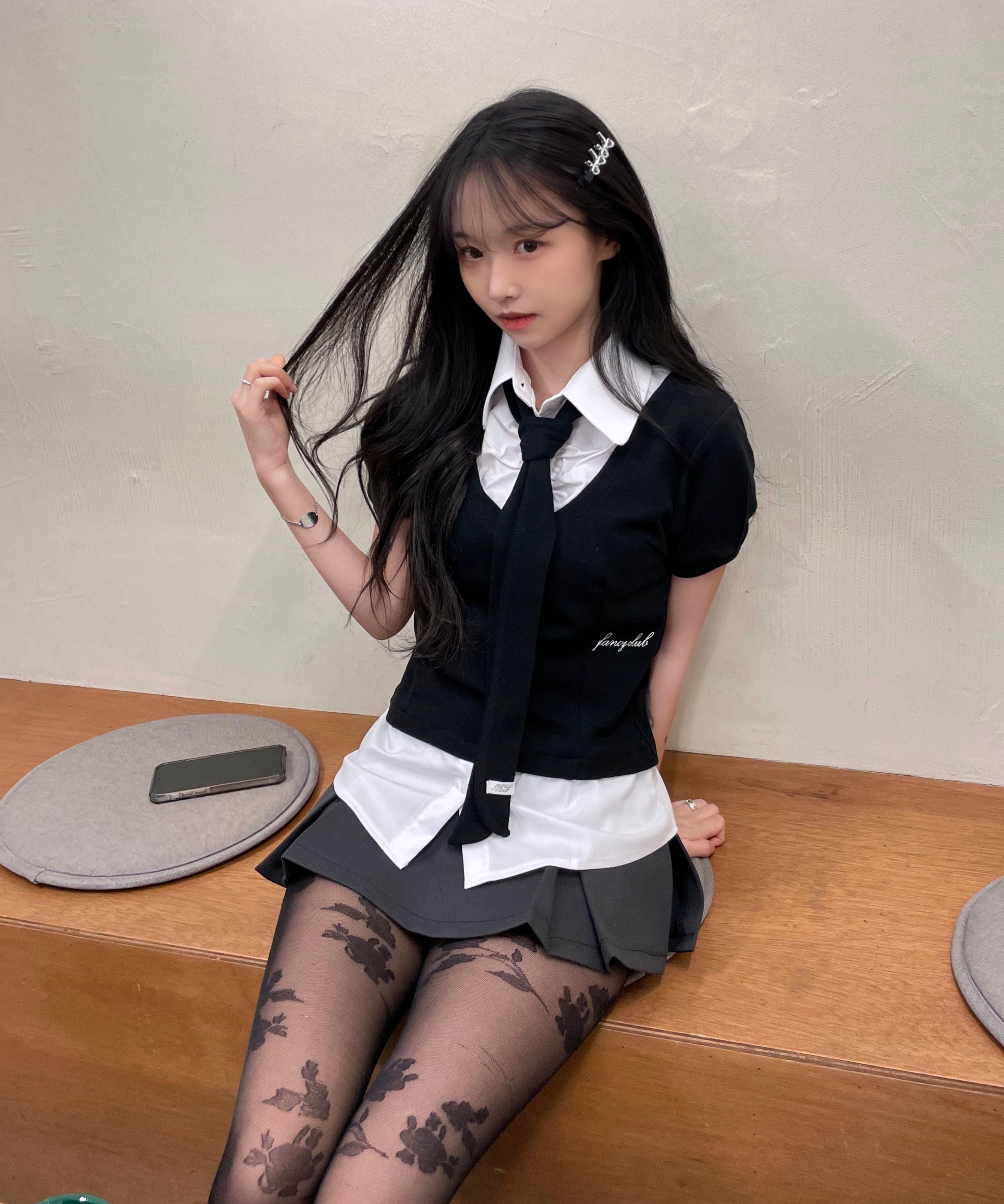MUSINSA | FANCY CLUB Preppy Ribbon Tie Shirt (BLACK)_F25QB086