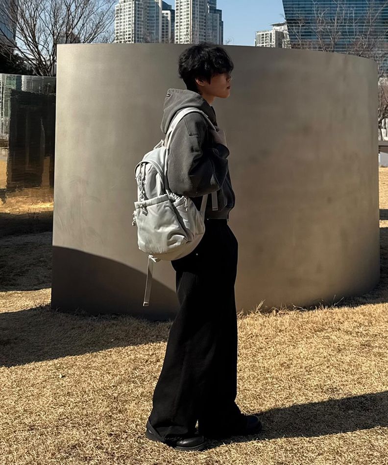 MUSINSA公式 | SSRL Raven Essential Backpack / Black