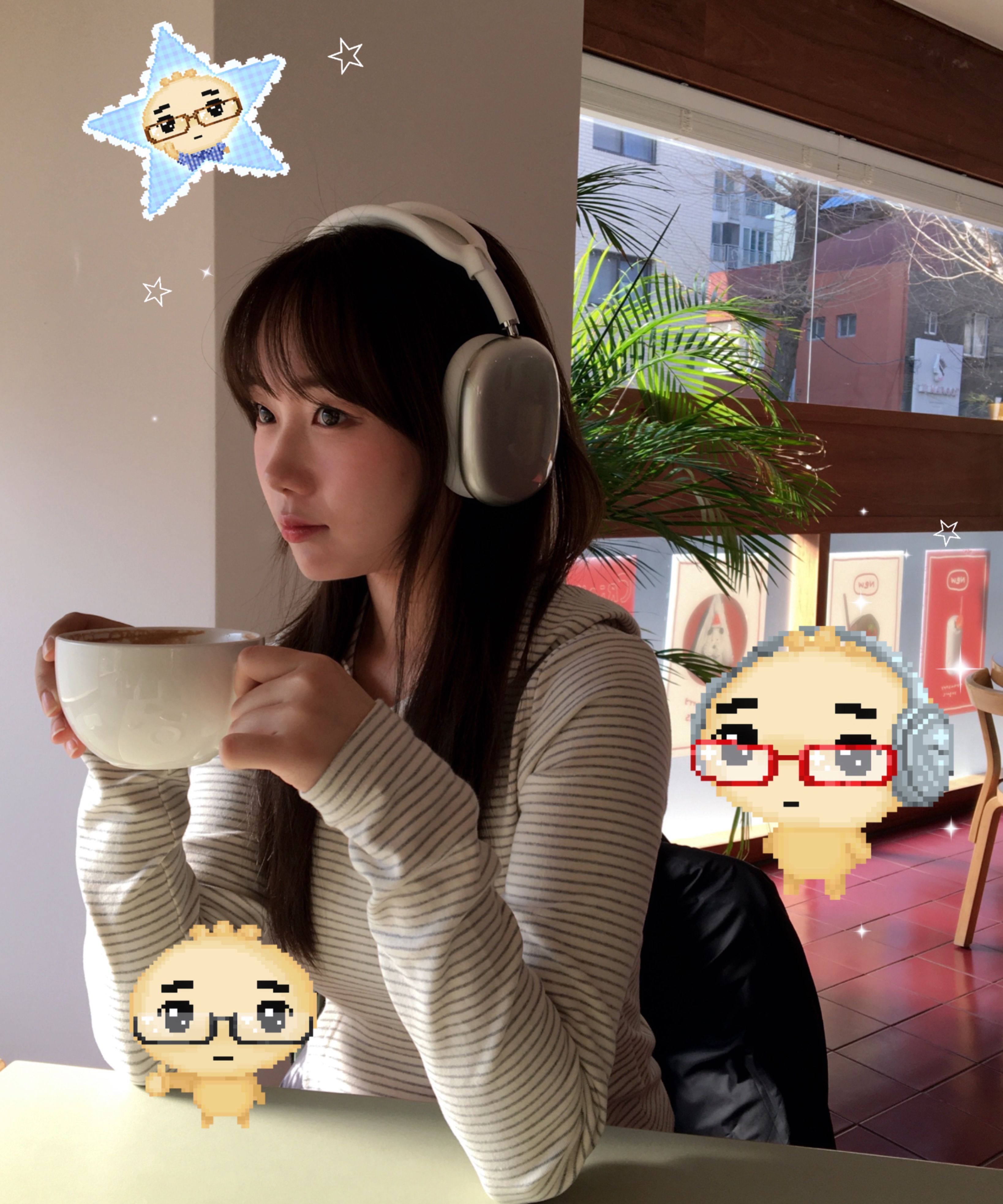 MUSINSA公式 | GLOWNY G COMFORT HOODIE (WHITE)