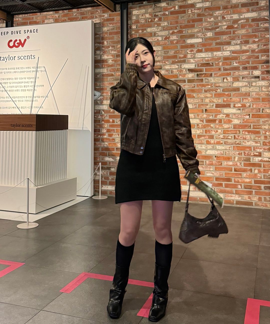 MUSINSA公式 | ILLIGO ウォッシュドレザーボンバージャケットブラック