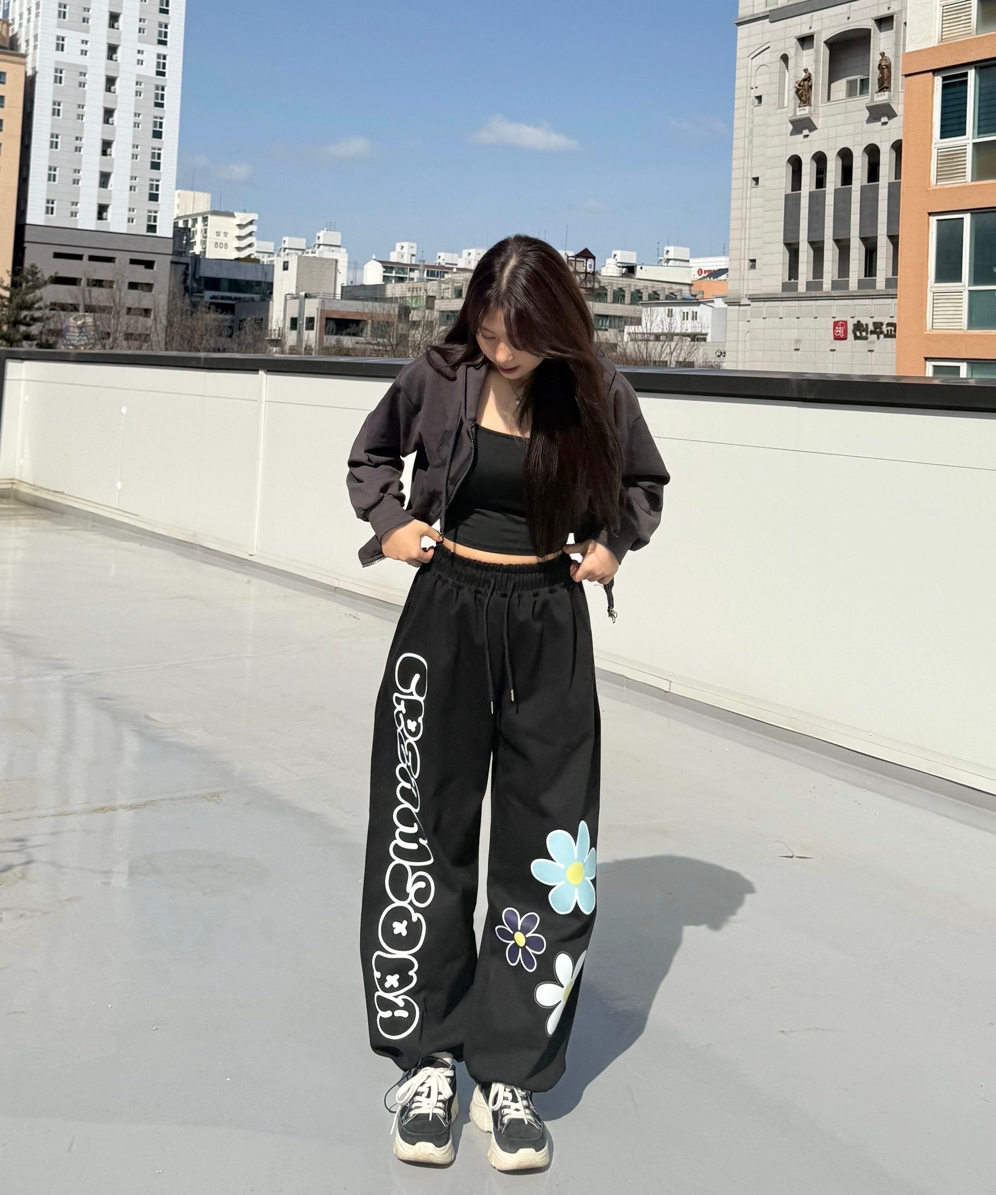 MUSINSA公式 | CREAM SODA LAB 3 Flower Wide Banding Pants