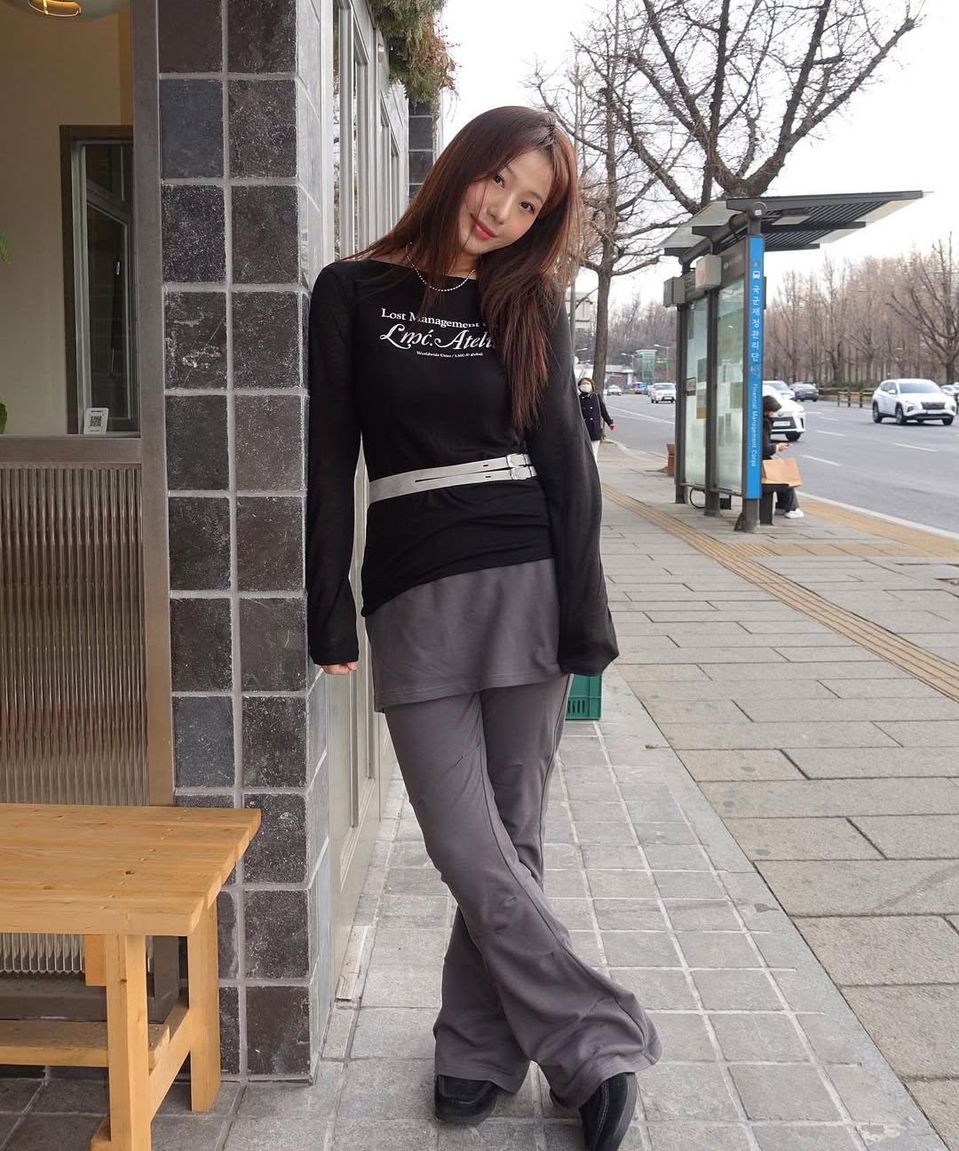 MUSINSA | LMC WM SKIRT LAYRED SHIRRING SWEAT PANTS charcoal