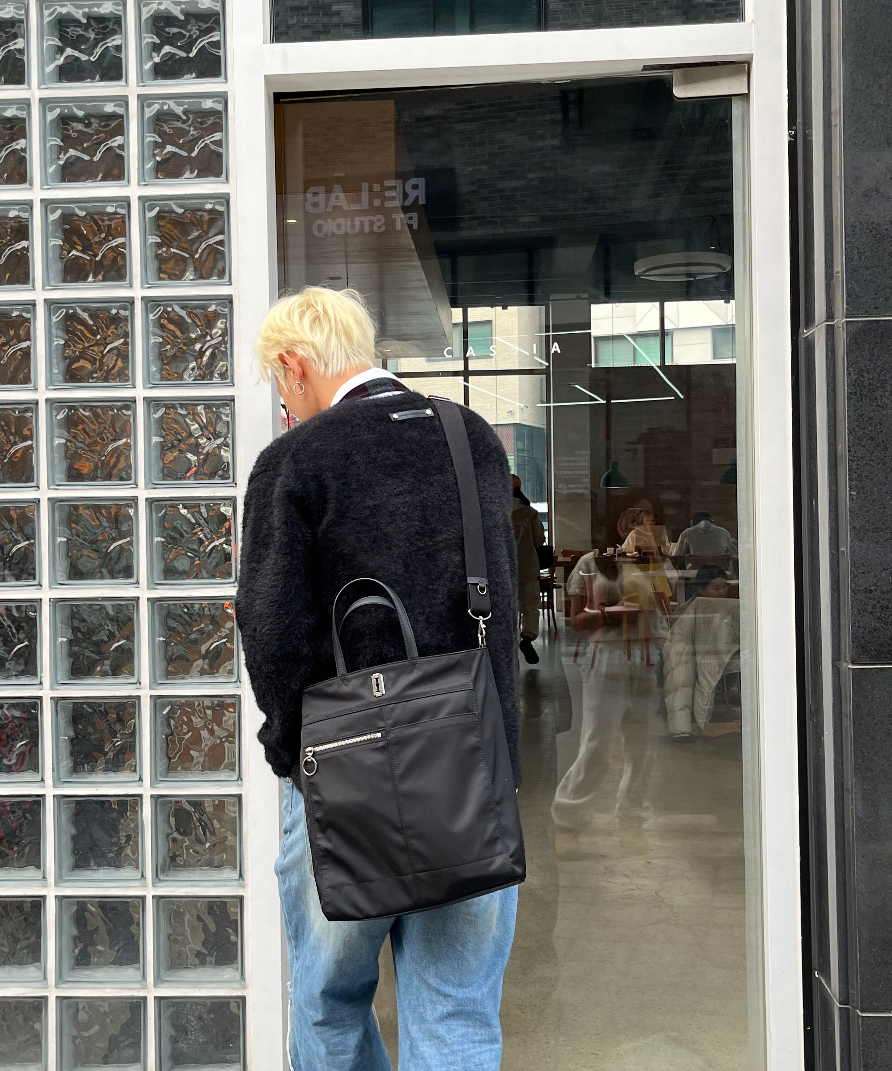 MUSINSA公式 | VUNQUE Hey Pass Pocket Tote M (Hey Pass Pocket