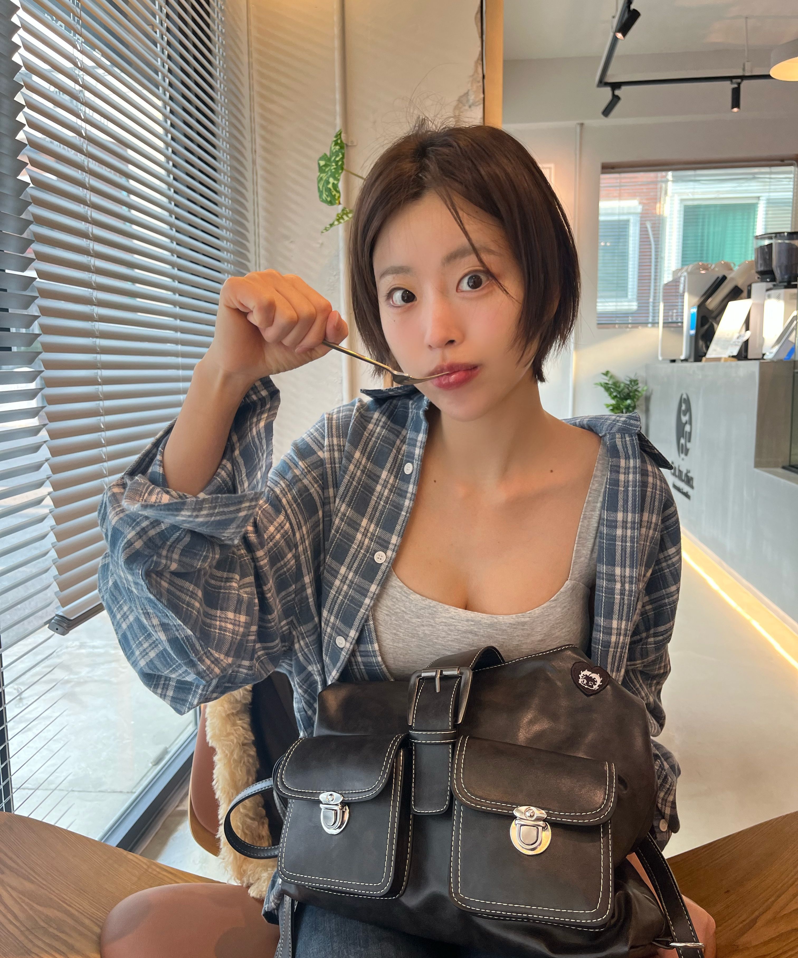 MUSINSA公式 | ULKIN CANVAS Betty Boop Pocket Stitch Leather