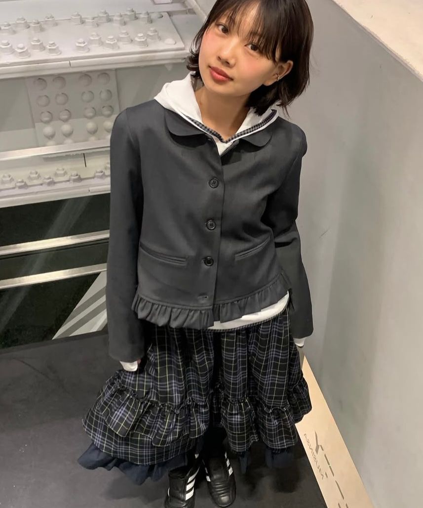 MUSINSA公式 | OHESHIO ROUND FRILL JACKET, BLACK