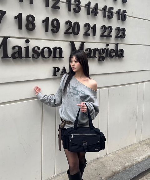 MUSINSA | ILLIGO Essential Pocket Bag Pink