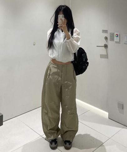 ●MUSINSA STANDARD● BRIGHT NYLON PARACHUTE PANTS MUSINSA | MUSINSA STANDARD WOMAN Women's Bright Nylon