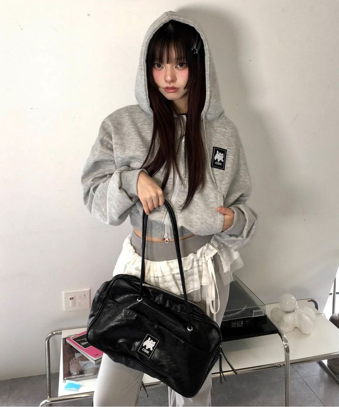 MUSINSA公式 | CATSAVETHEWORLD Lydia Leather Square Shoulder