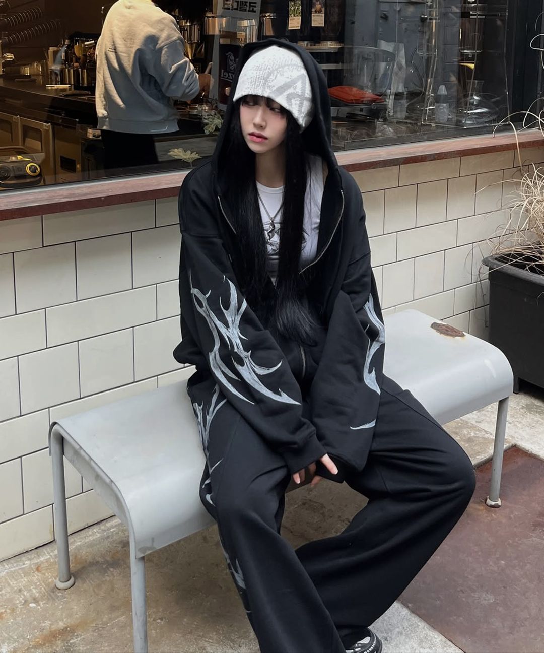 早期完売★NOT4NERD★Dagger Tribal Logo Incision Sweat Pants MUSINSA | NOT4NERD Dagger Tribal Logo Incision Sweat Pants