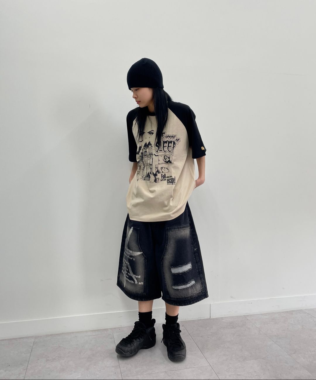 ★MAINBOOTH★Ghost House T-shirt(BLACK)★正規品/韓国直送料込 Maison Kitsune Outdoor Profile Fox T Shirt Black | Mainline
