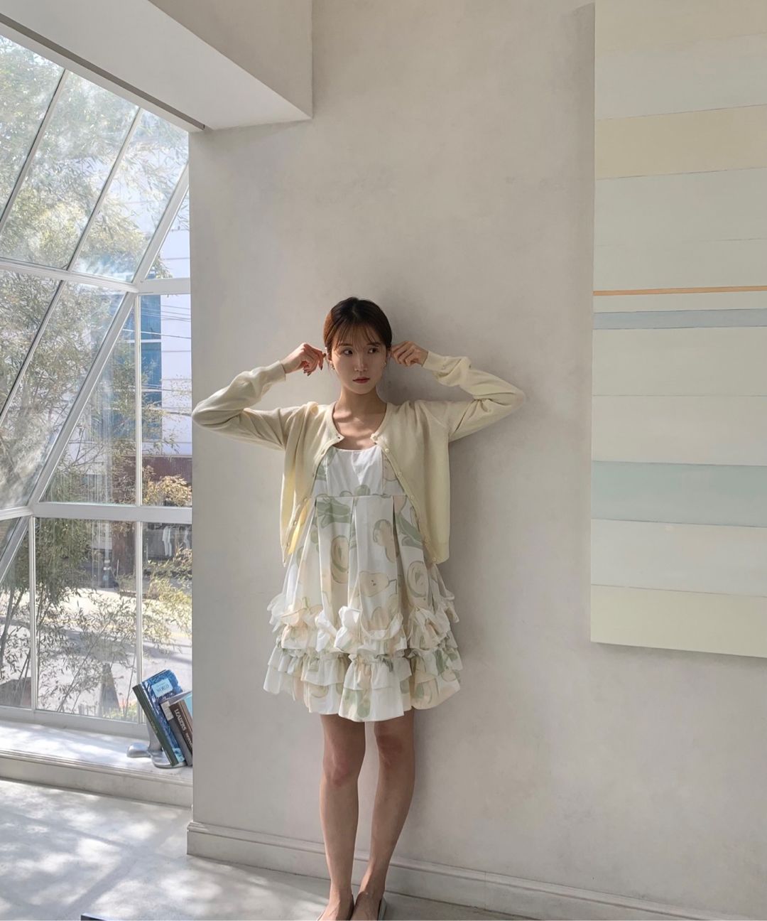 MUSINSA | SINOON [Suzy wearing] Sinoon Logo Cardigan (Apricot)