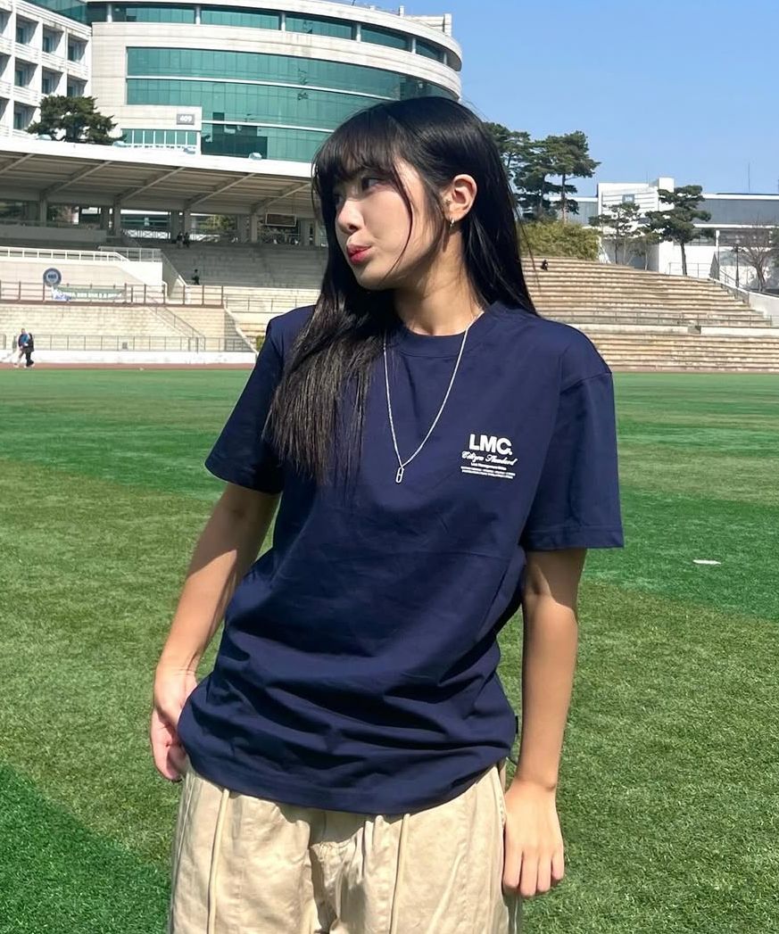 MUSINSA | LMC FLYING PUPPY TEE navy
