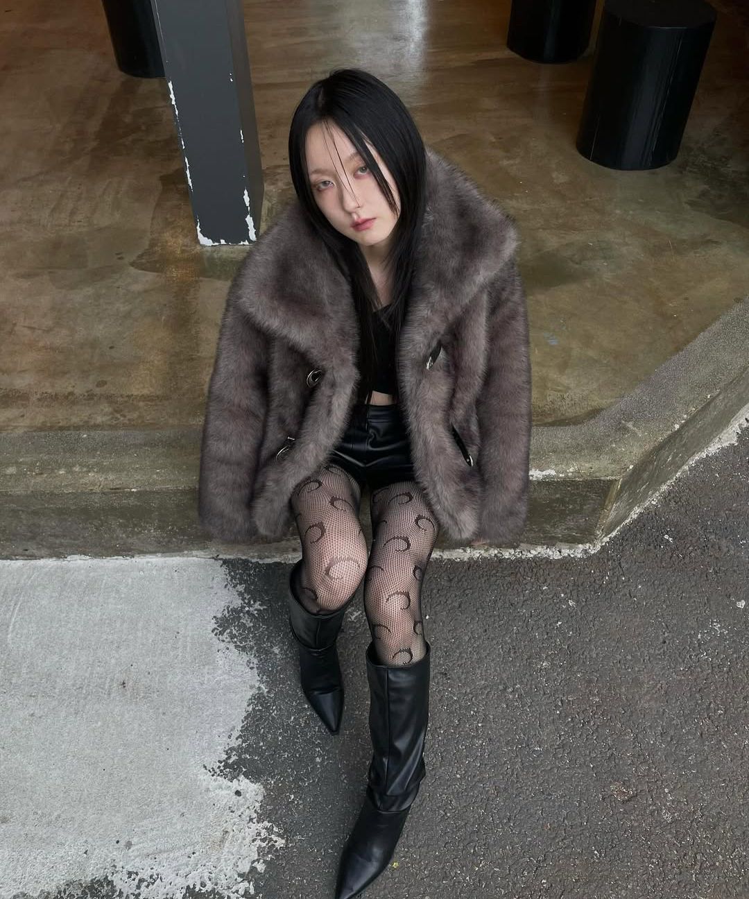 MUSINSA | LALAFOX STRAP BUCKLE FUR JACKET GREY BQ4FJ001