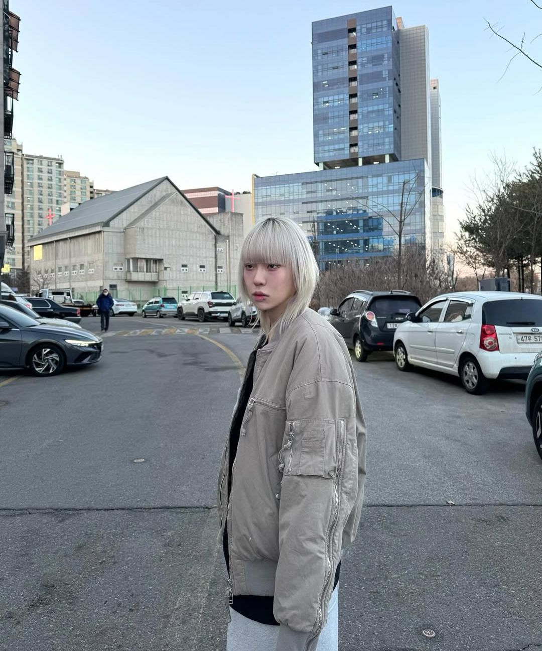 MUSINSA | GRAILZ MULTI ZIPPER BOMBER JACKET [TAUPE]