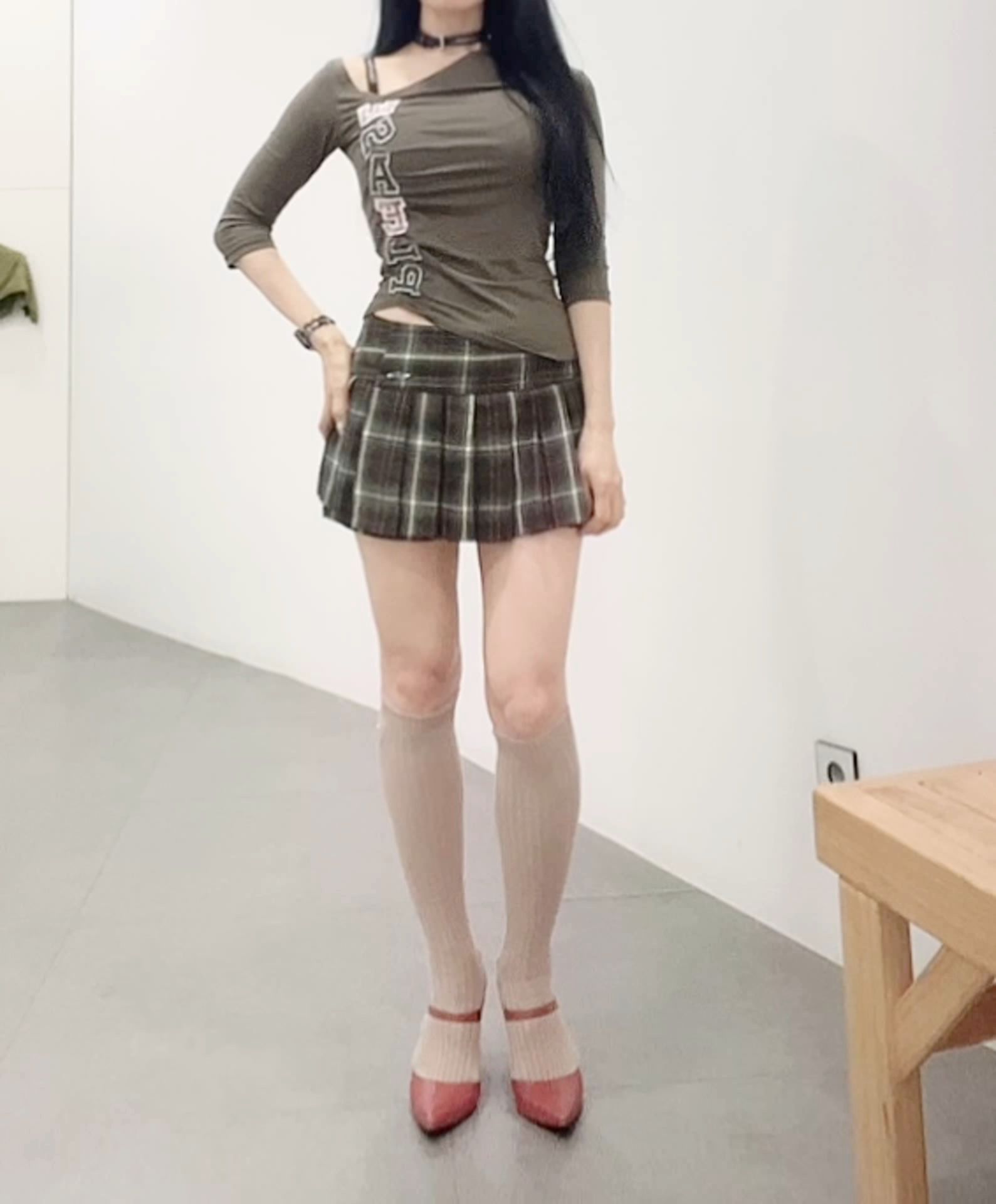 PLEASENOFOLLOW ■ Julie Unbal Patch Top Please No Follow Julie Unbal Patch Top (Khaki) #플노팔