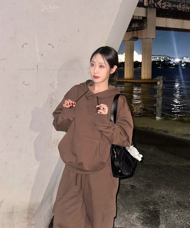 ★MEENDERI★BARTACK STITCH HOODIE - BROWN★正規品送/直料込 MUSINSA | MEENDERI [UNISEX] BARTACK STITCH HOODIE - BROWN