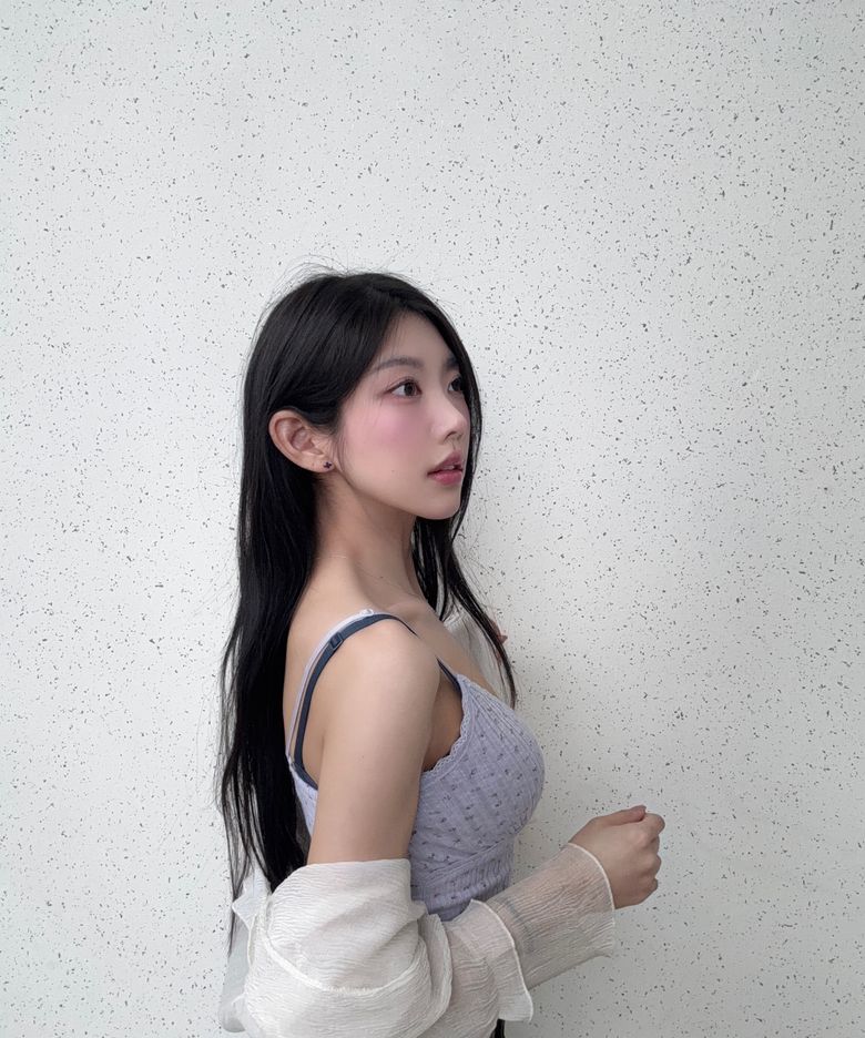 레이스 탑 | 무신사 추천 브랜드