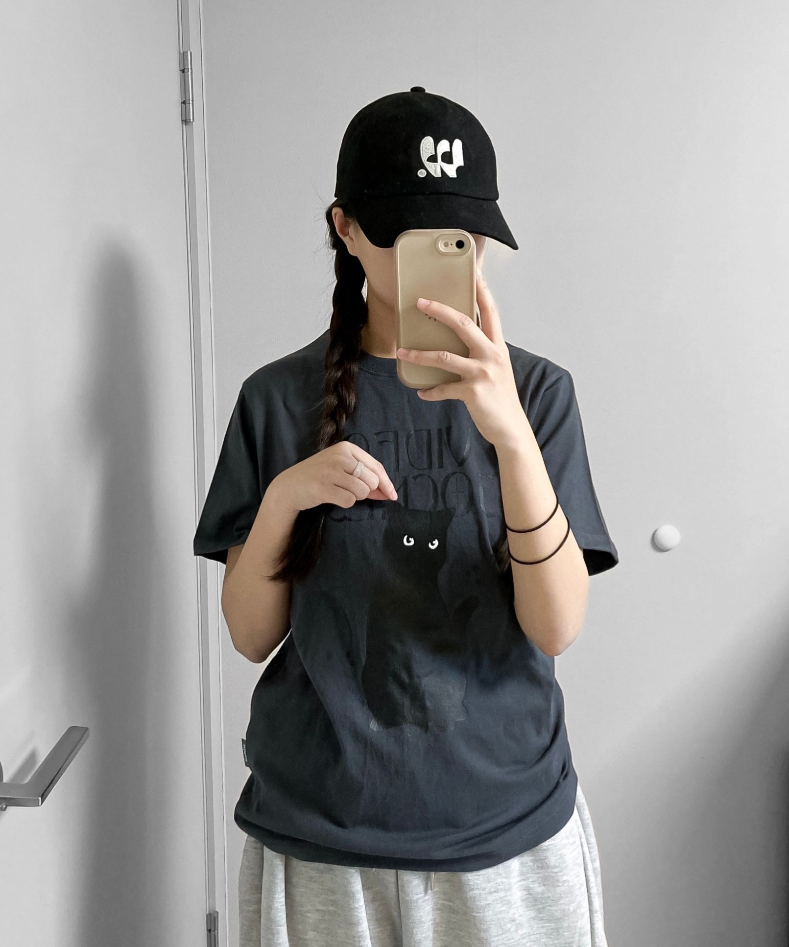 MUSINSA公式 | VIDEO JOCKEY 黒猫Tシャツ [3カラー]
