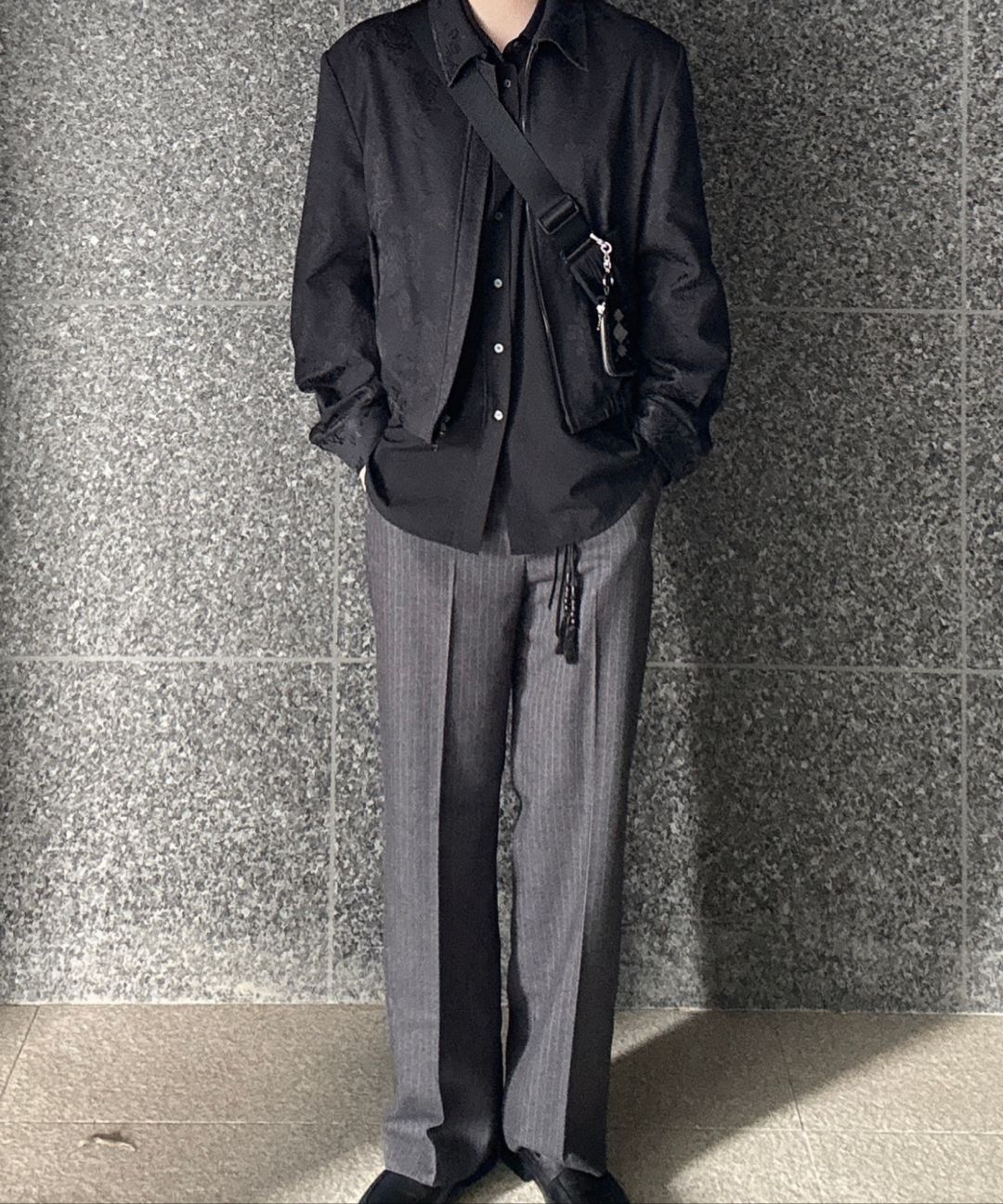 パンツ SIGNATURE Wool Like No-Tuck Wide Fit Slacks Navy Stripe 24FW MUSINSA | SIGNATURE Wool Like No-Tuck Wide Fit Slacks [Navy