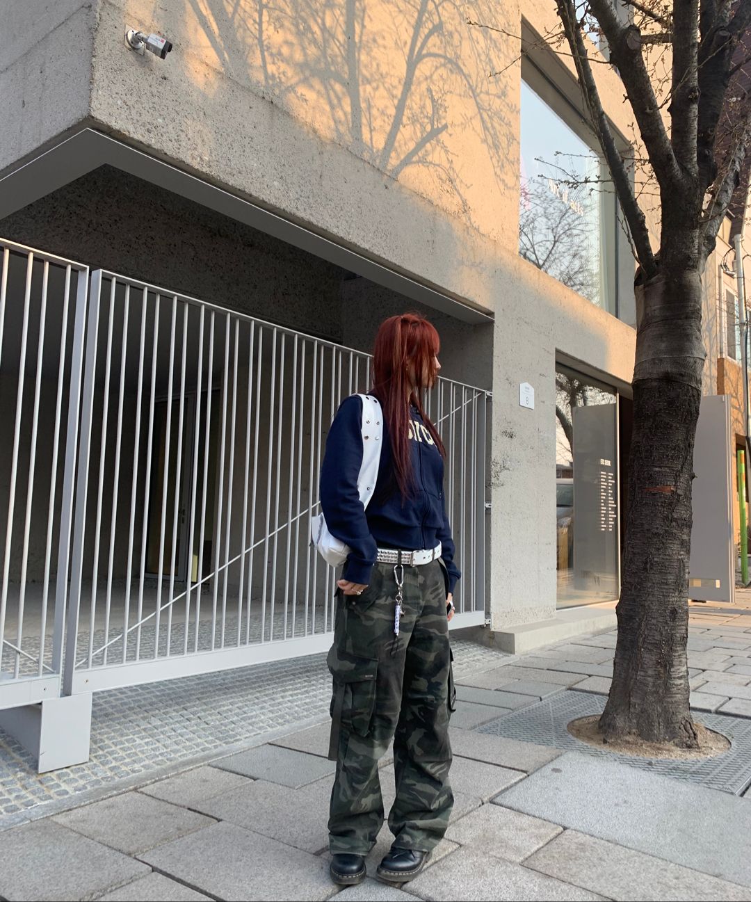 스컬프터(SCULPTOR) Cottage Zip-Up Hoodie Navy - 사이즈 & 후기 | 무신사