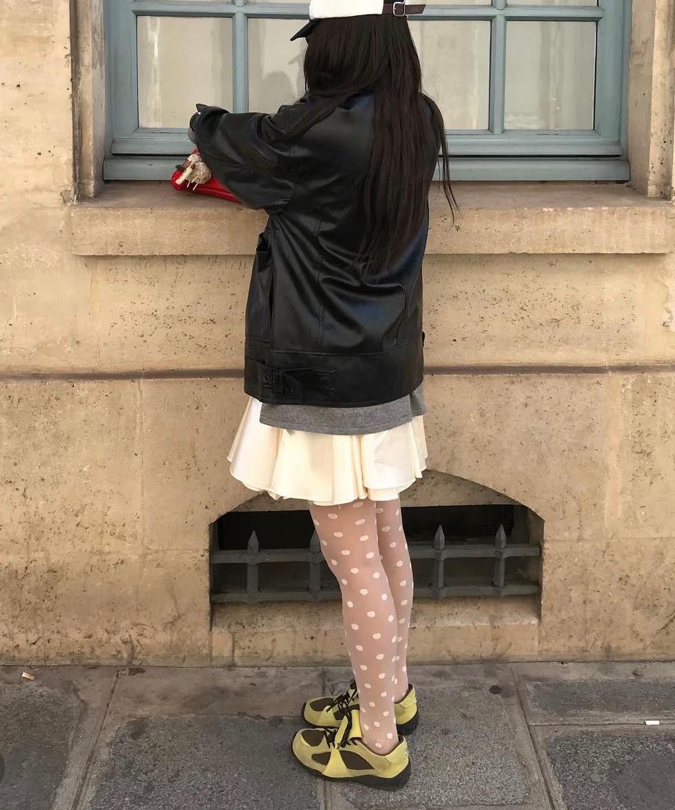 MUSINSA | NEGATIVE THREE Asymmetry Sneakers_Khaki Brown