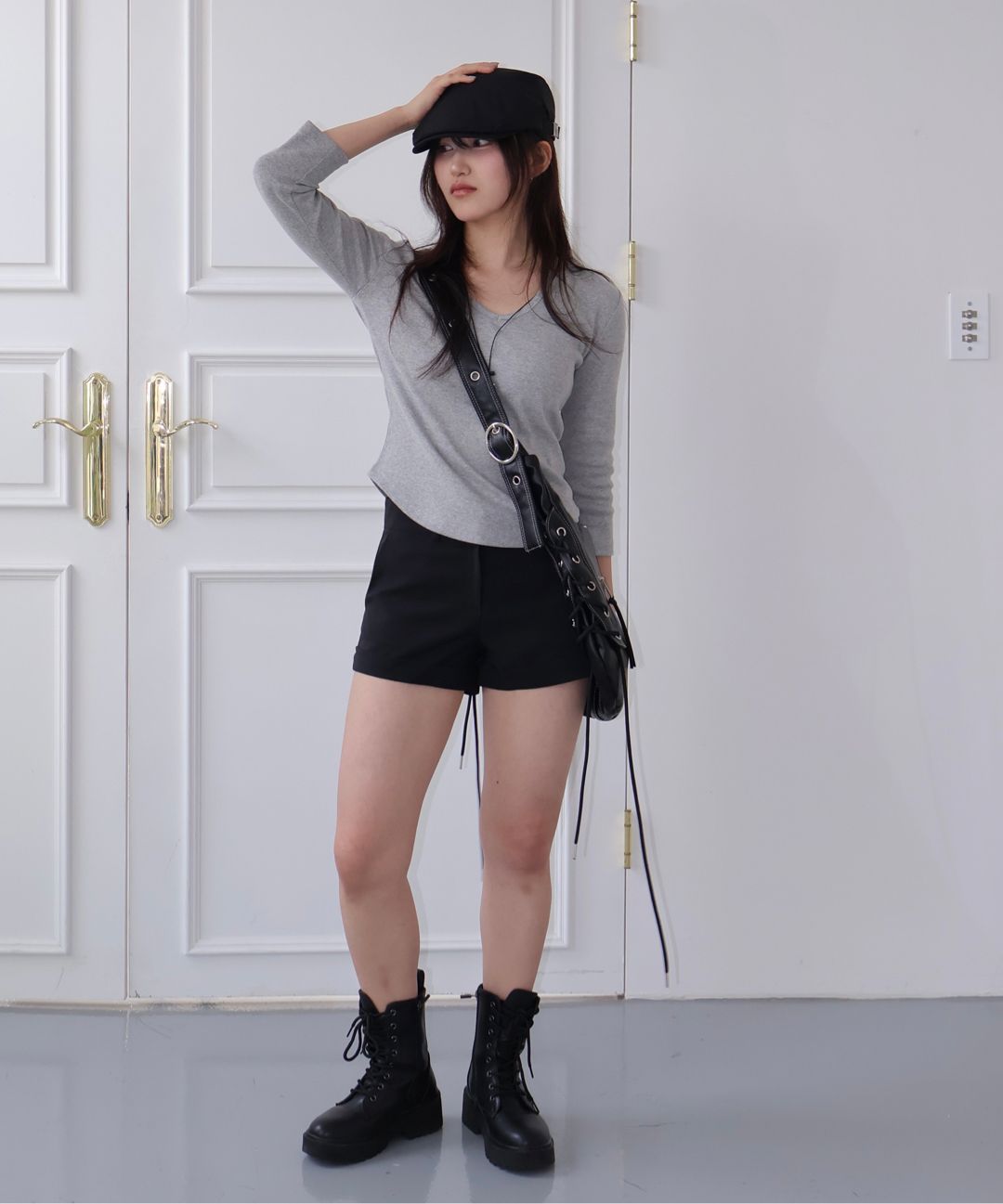 ★MAGORENSEOUL★ l Tricliff Tailored Mini Shorts Charcoa MUSINSA | MAGORENSEOUL Metal Tricliff Tailored Mini Shorts White