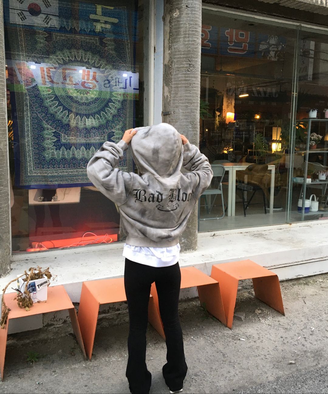 MUSINSA | BADBLOOD Lion Patch Hoodie - Washed Black