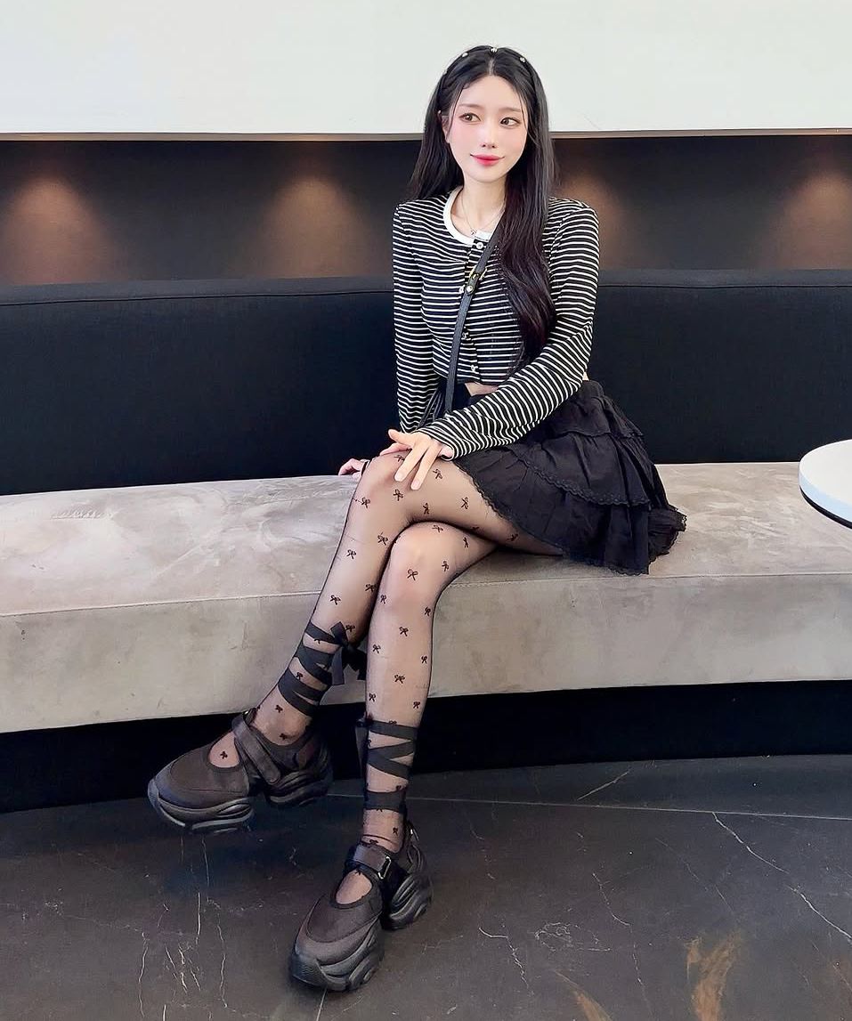 MUSINSA | SALT AND CHOCOLATE Shushu Ribbon Sneakers