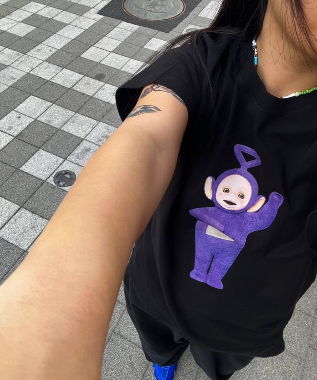 Tシャツ・カットソー LAUGHER Teletubbies Motion Purple Dolby T-Shirt Black TE28 MUSINSA | LAUGHER [Teletubbies] Motion Purple Dolby T-shirt