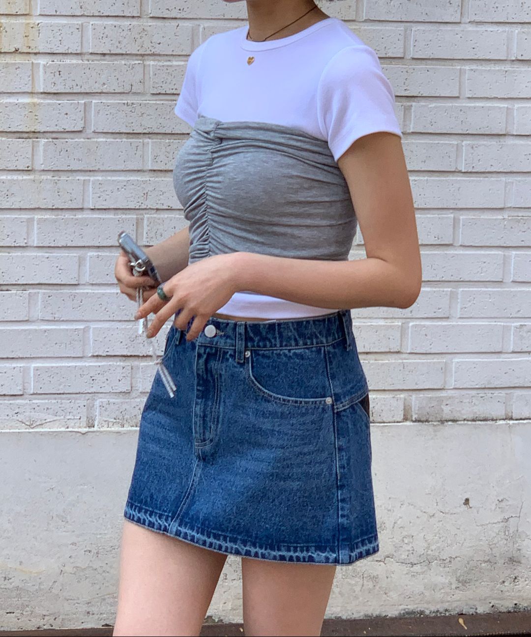 ★2025SS新作★RONRON★SHIRRING BUSTIER LONG SLEEVE T SHIRT MUSINSA | RONRON SHIRRING BUSTIER LONG SLEEVE T SHIRT WHITE