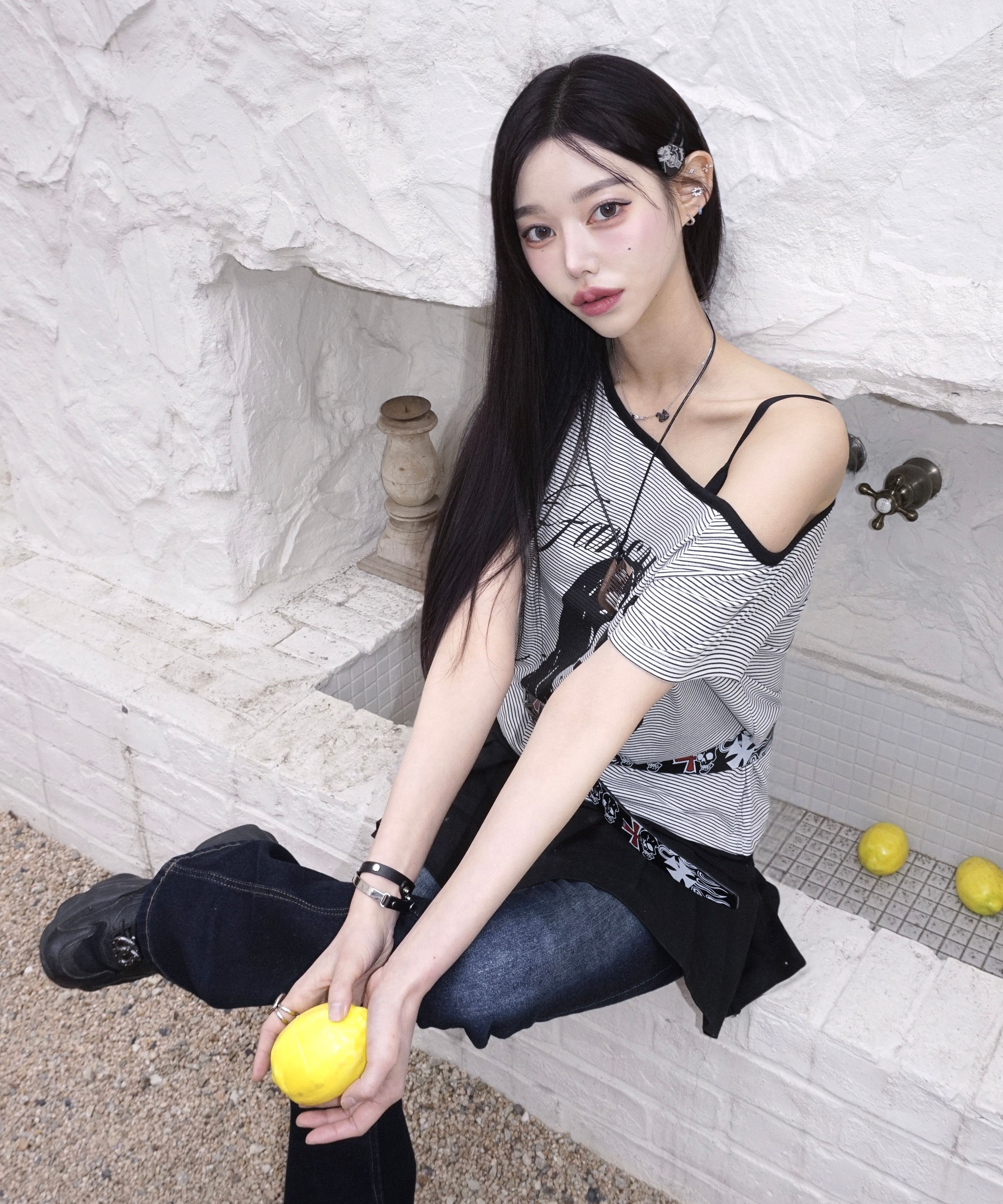 MUSINSA | FANCY CLUB MYSTIC ONE SHOULDER TEE (BLACK) F25QB107