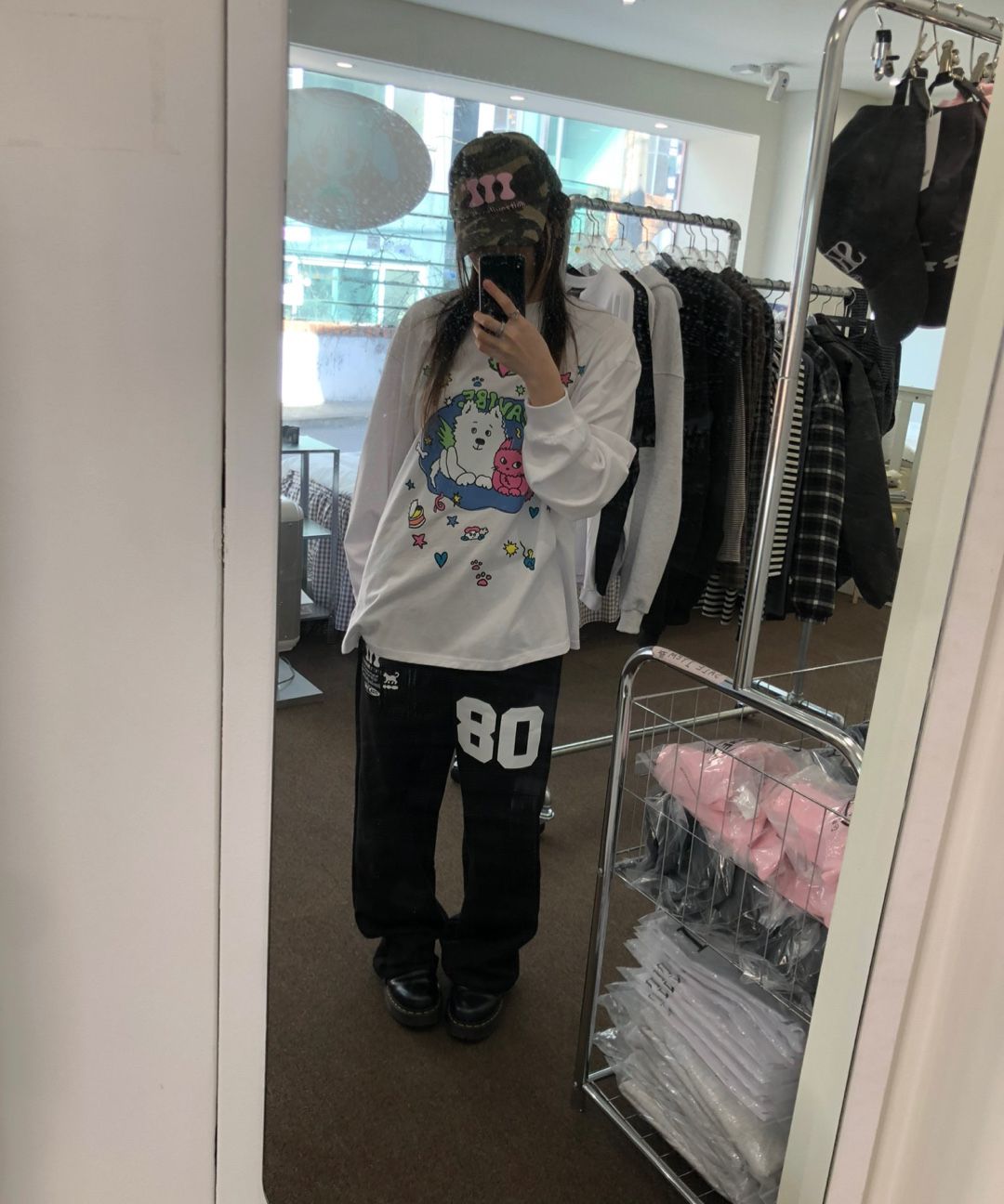 ITZAVIBE☆08 MINI LOGO SWEAT PANTS 08 MINI LOGO SWEAT PANTS - BLACK - ITZAVIBE | 60% - Asian