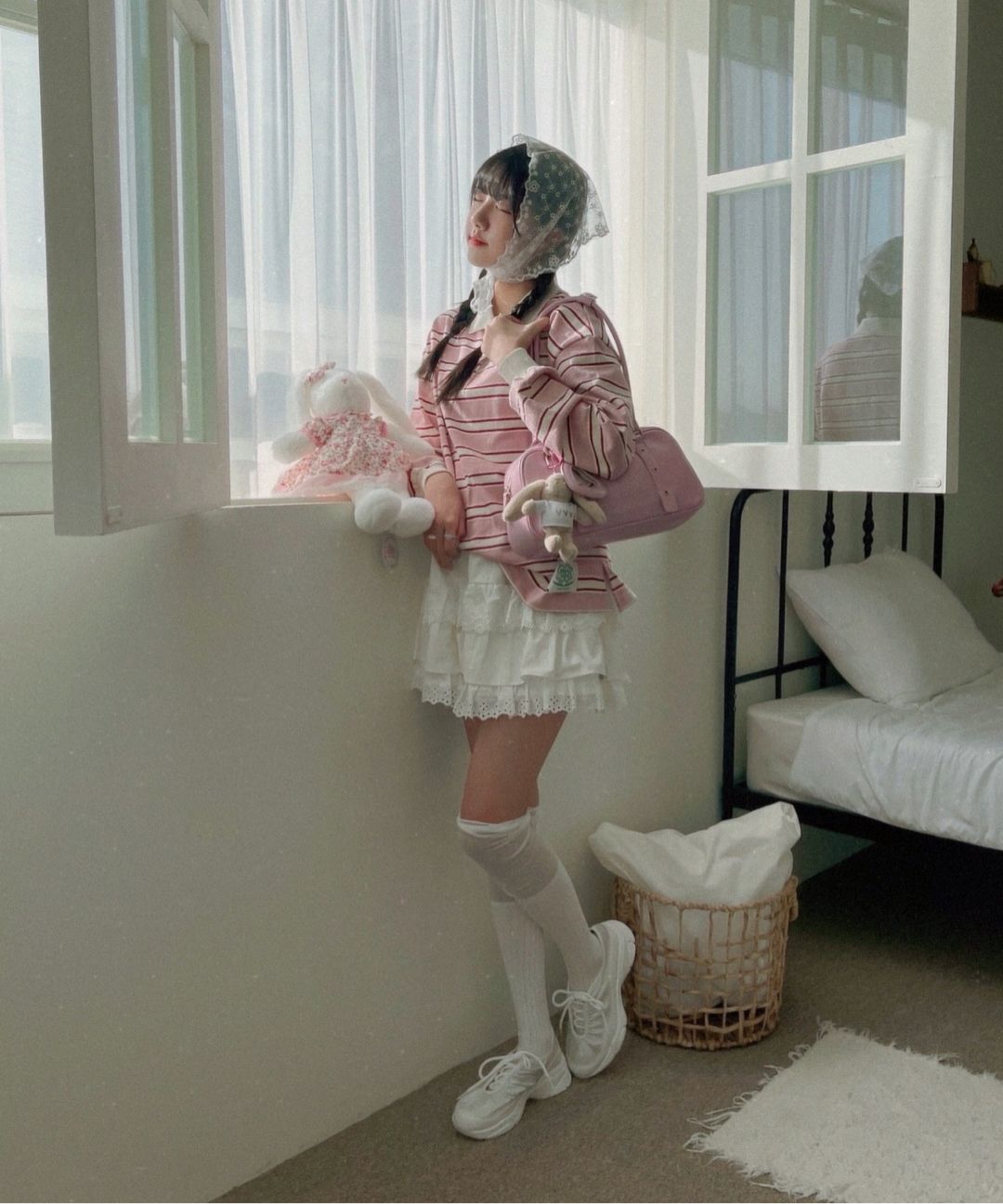 ☆韓国の人気☆【VVV】☆Heart Mirror Buckle Shoulder Ba.g☆ MUSINSA | VVV Heart Mirror Buckle Shoulder Bag _ Pink