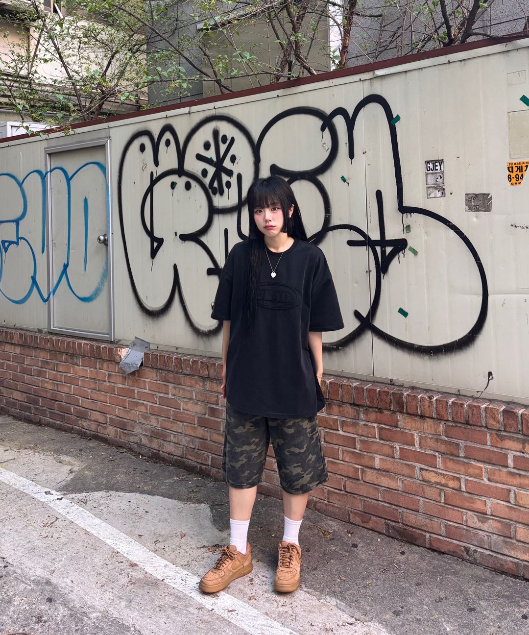 MUSINSA公式 | DIMITRI BLACK VLAD Cut-off Applique Short