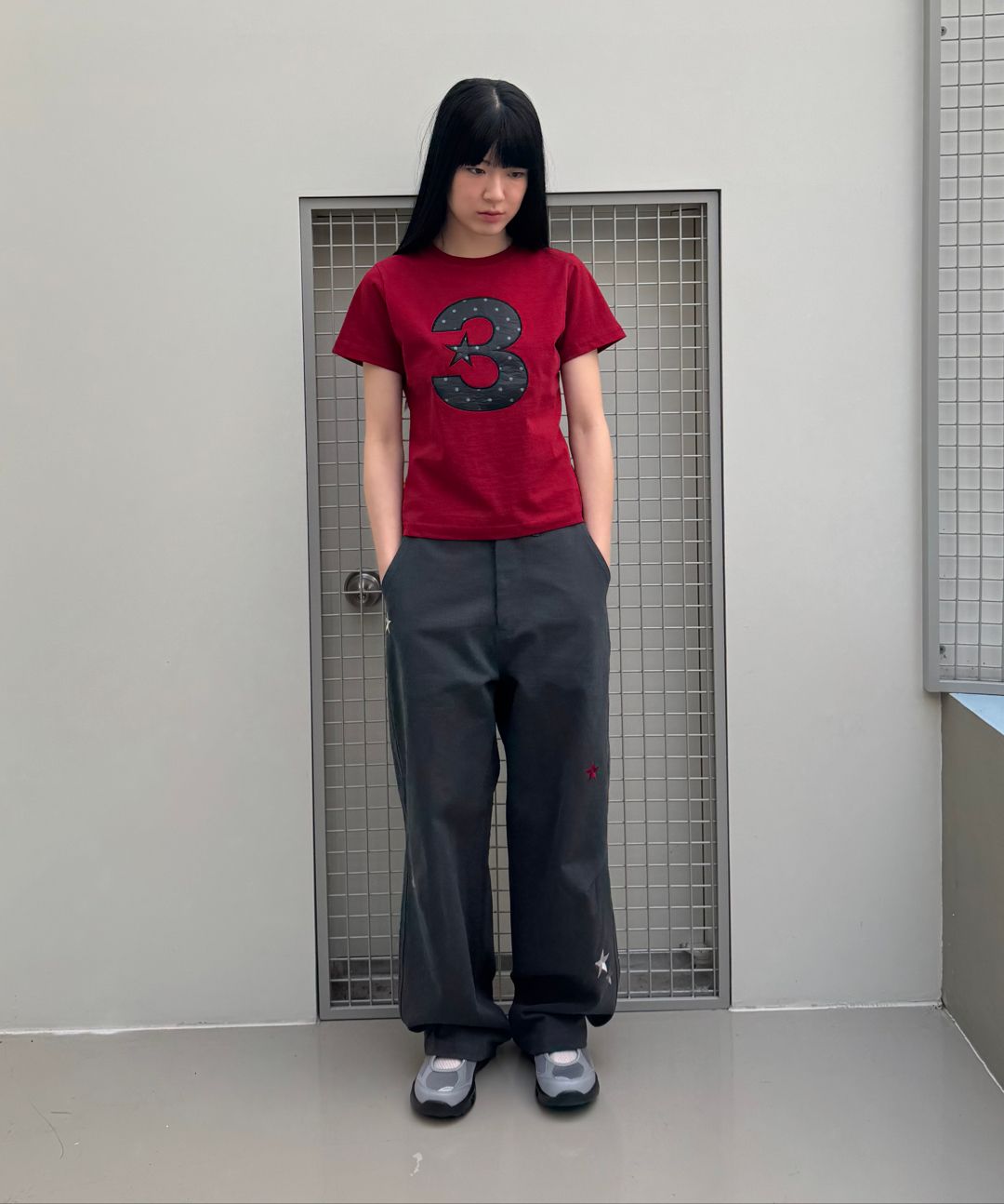 MUSINSA公式 | BAUF 3 logo dot slim fit t-shirt [black]